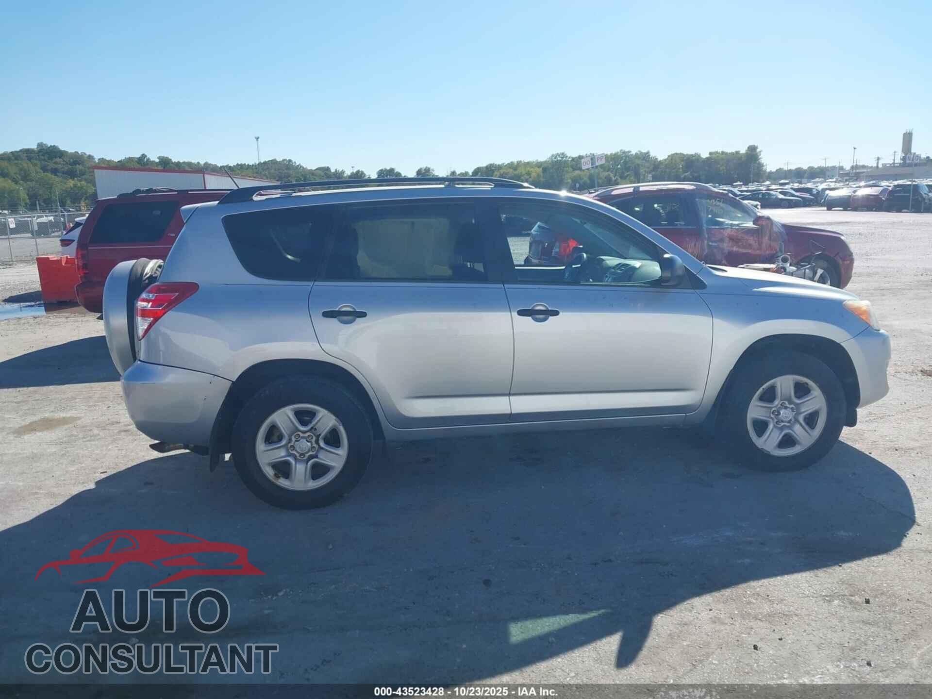 TOYOTA RAV4 2012 - 2T3BF4DV9CW200895