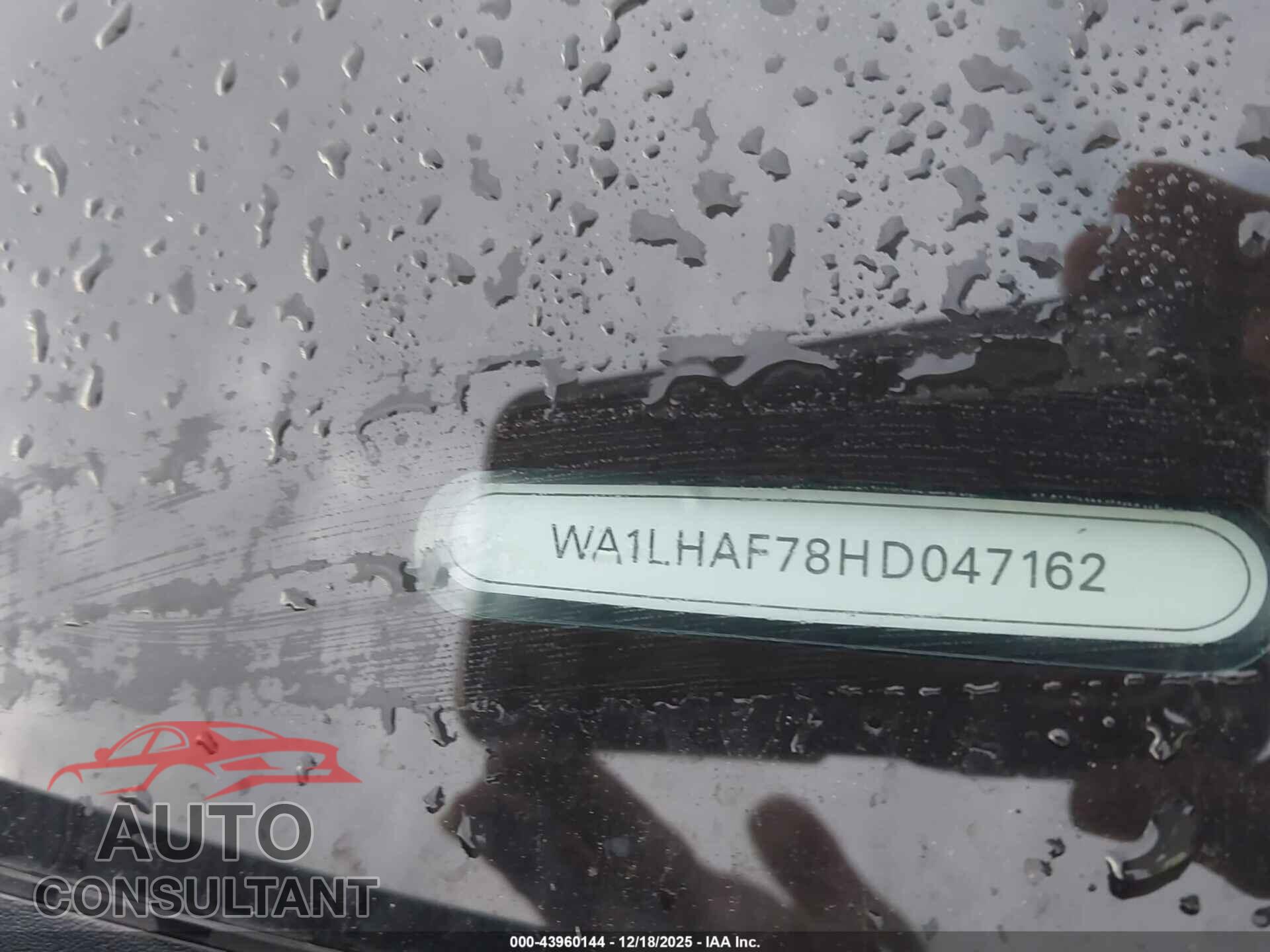 AUDI Q7 2017 - WA1LHAF78HD047162