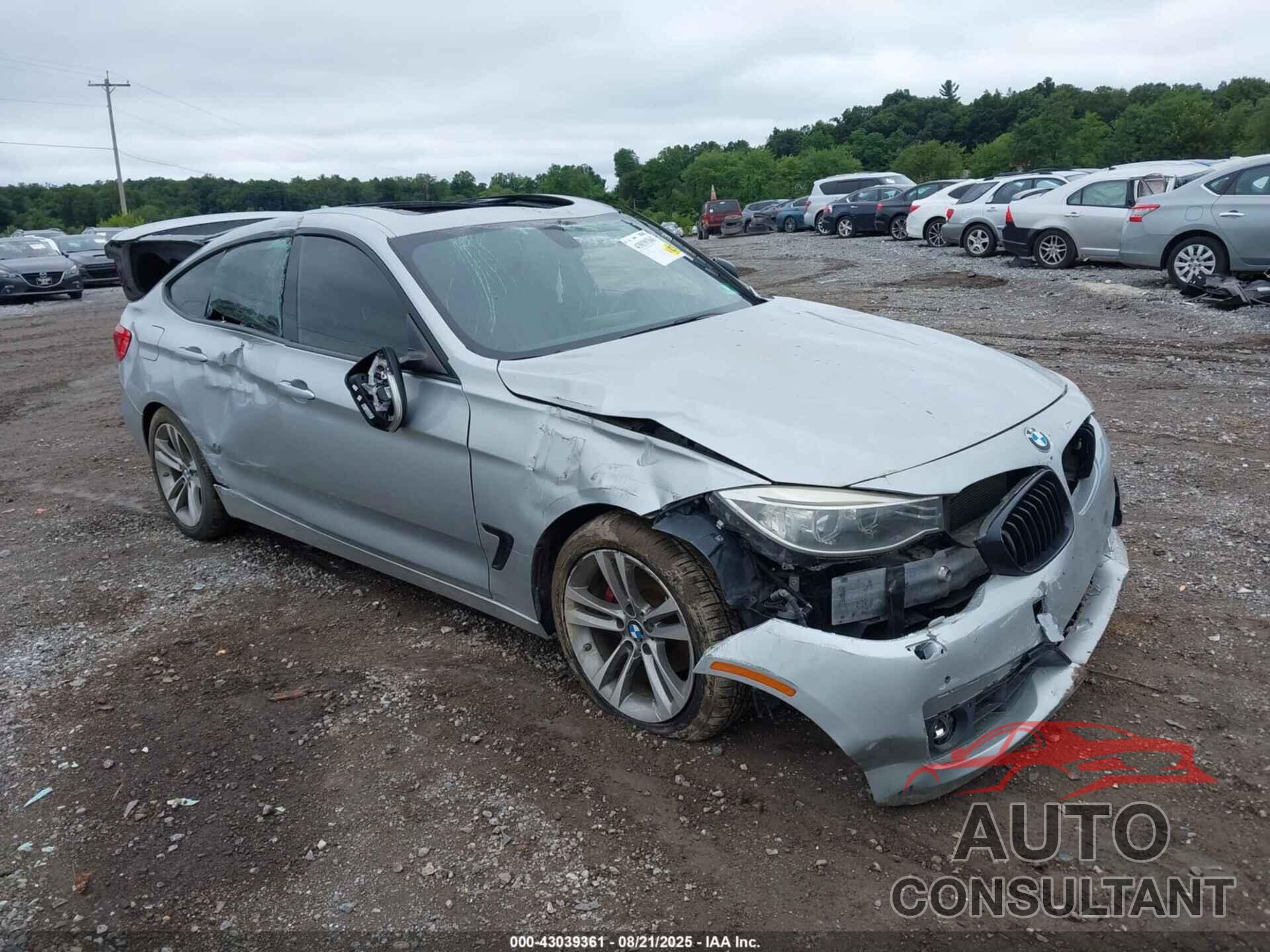 BMW 328I GRAN TURISMO 2014 - WBA3X5C52ED558457
