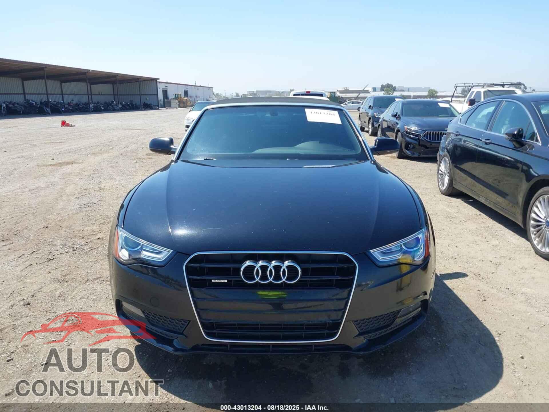 AUDI A5 2013 - WAUCFAFH8DN000882