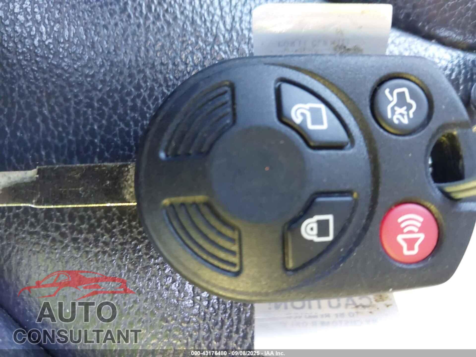 FORD FOCUS 2016 - 1FADP3F24GL392955