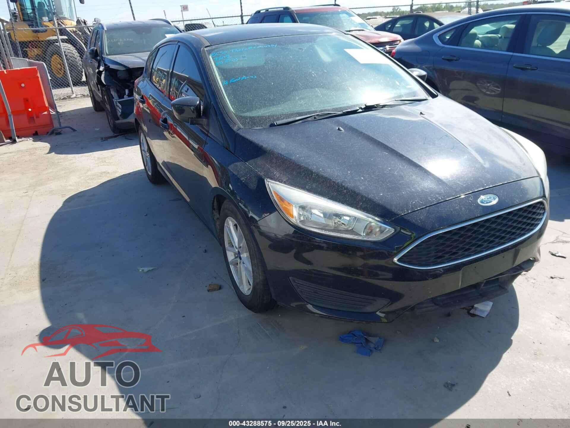 FORD FOCUS 2018 - 1FADP3K24JL240090