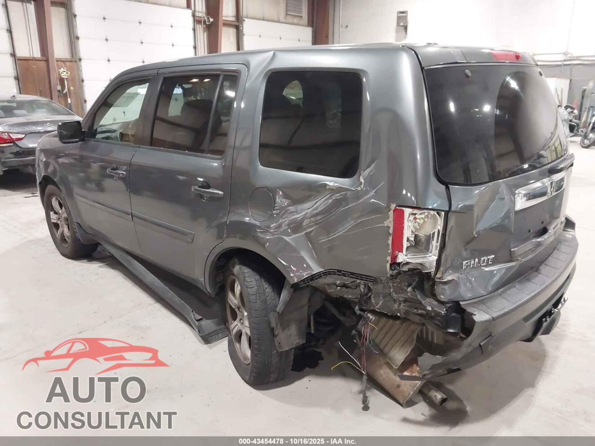 HONDA PILOT 2013 - 5FNYF4H55DB033673