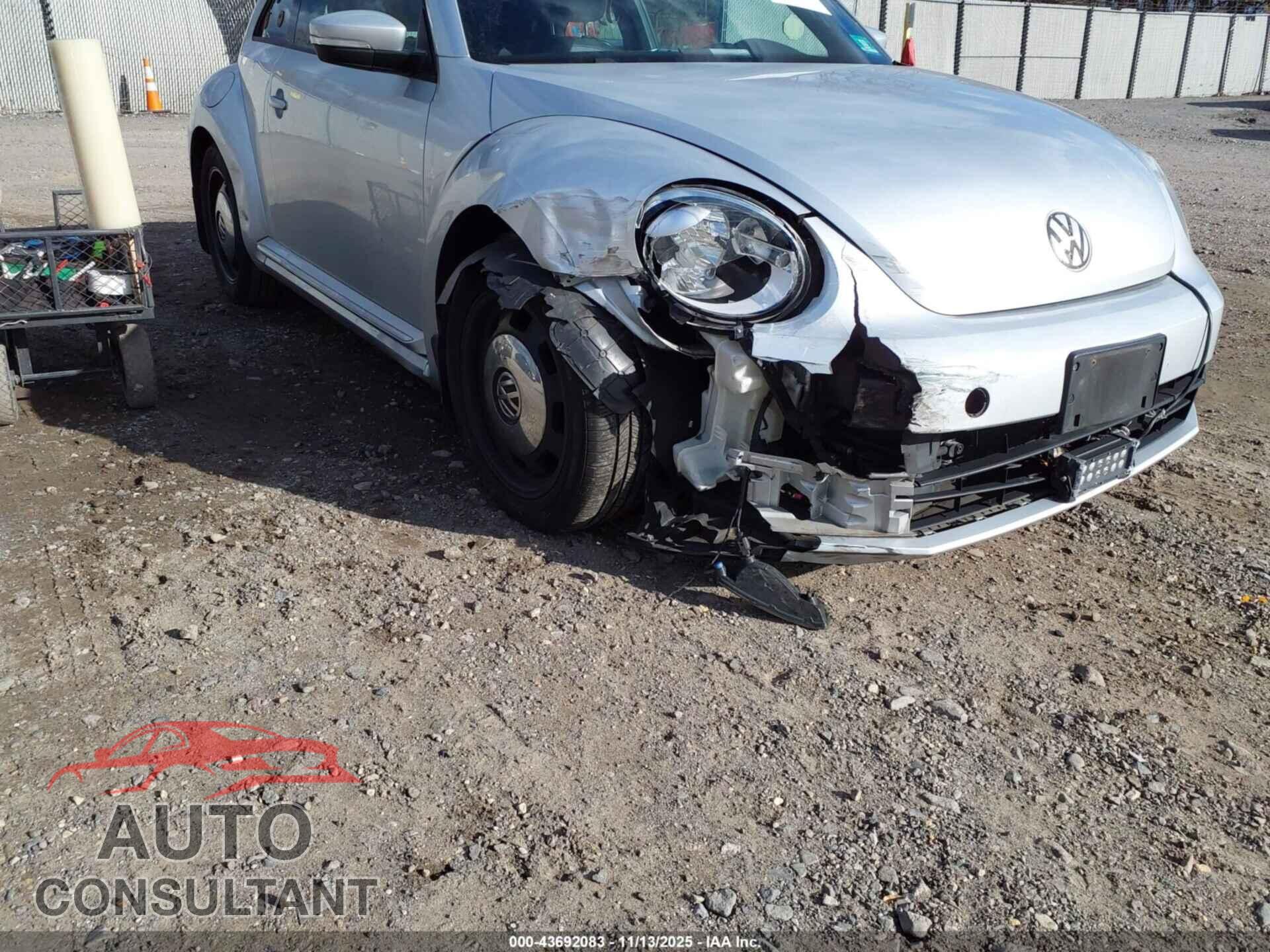 VOLKSWAGEN BEETLE 2012 - 3VWJP7AT2CM636502
