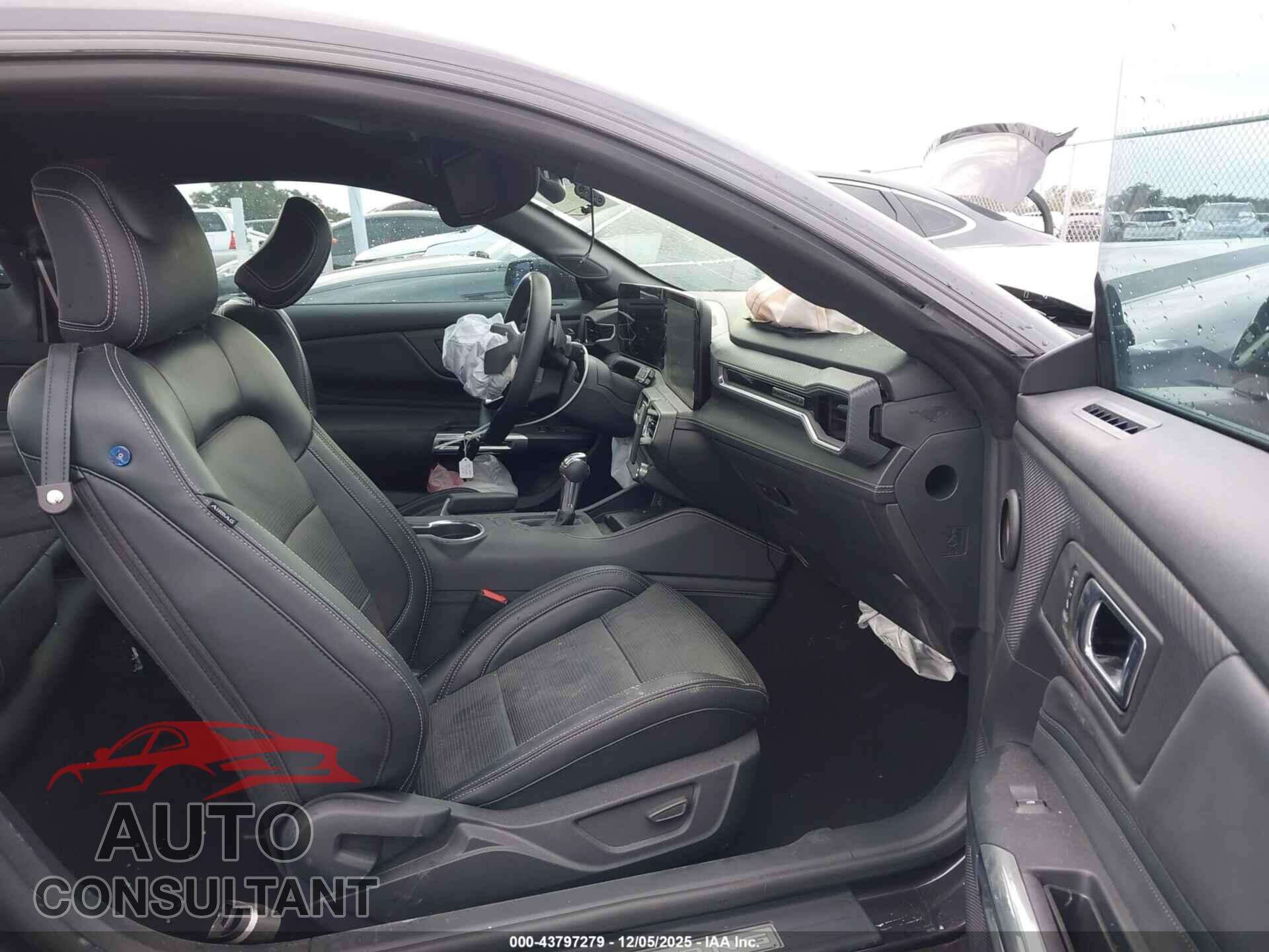FORD MUSTANG 2024 - 1FA6P8TH4R5125871