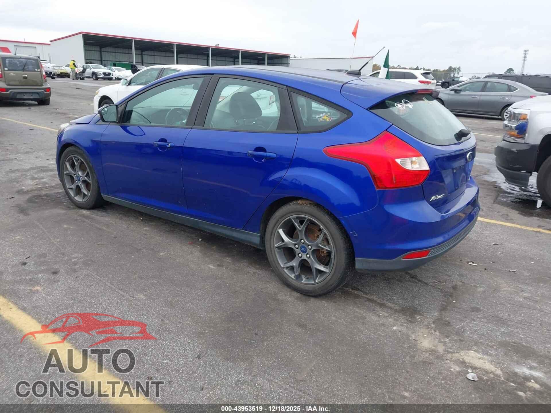 FORD FOCUS 2014 - 1FADP3K2XEL296931