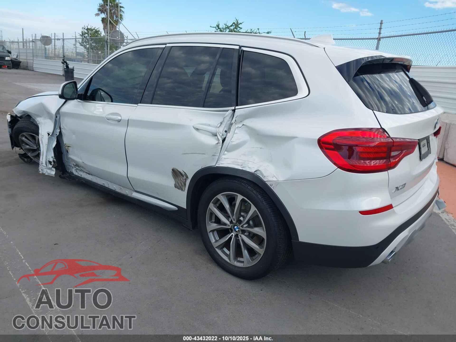BMW X3 2019 - 5UXTR7C59KLF32448