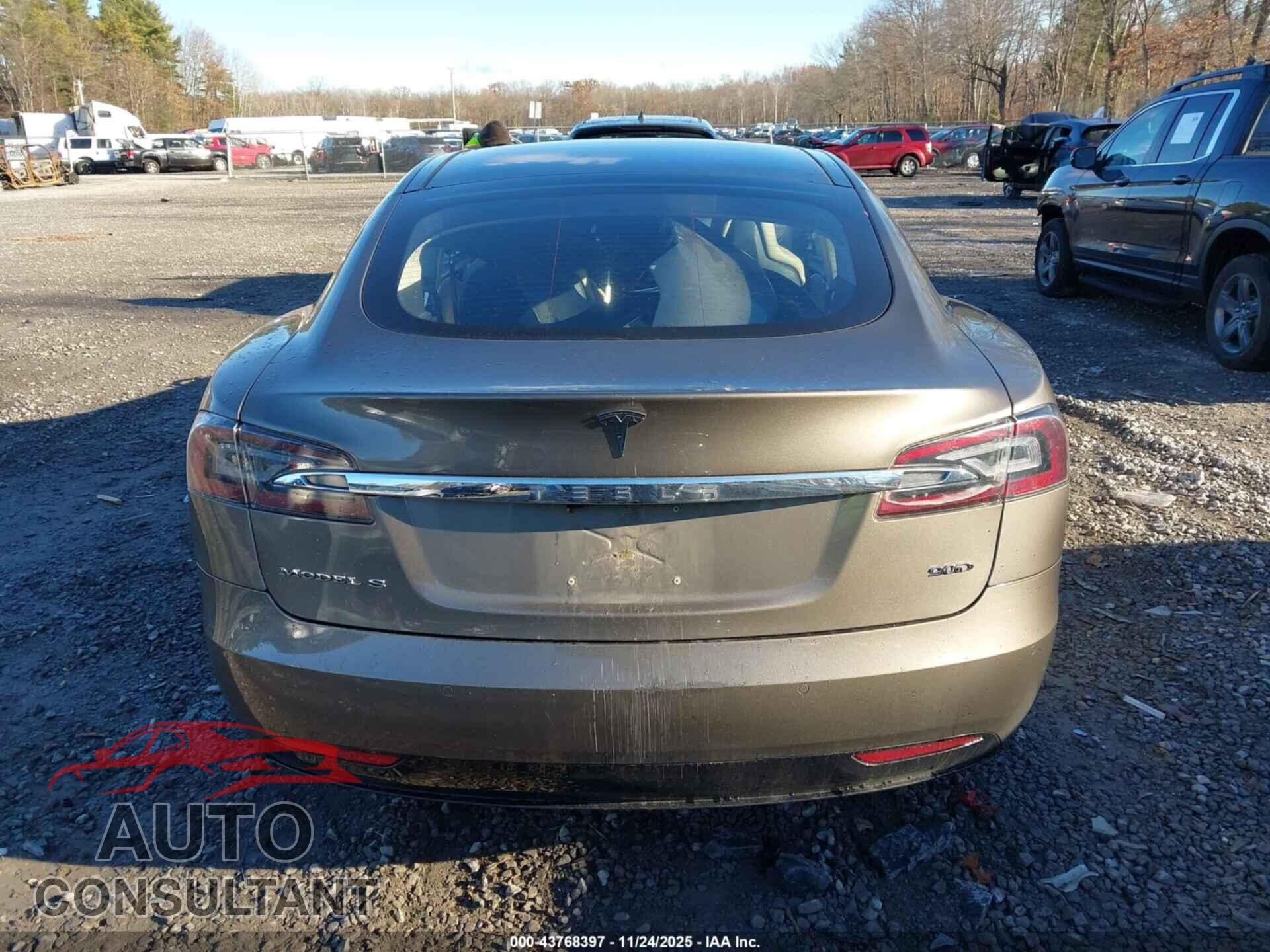 TESLA MODEL S 2016 - 5YJSA1E22GF141704