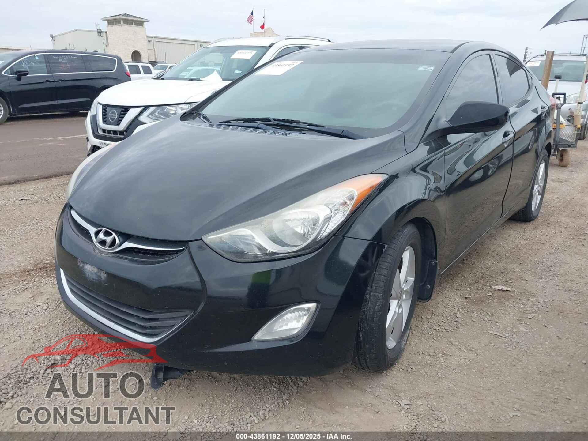 HYUNDAI ELANTRA 2013 - 5NPDH4AE7DH319528