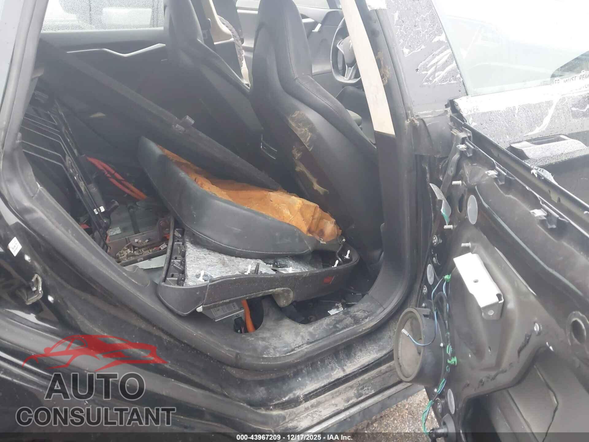 TESLA MODEL S 2013 - 5YJSA1CPXDFP06646