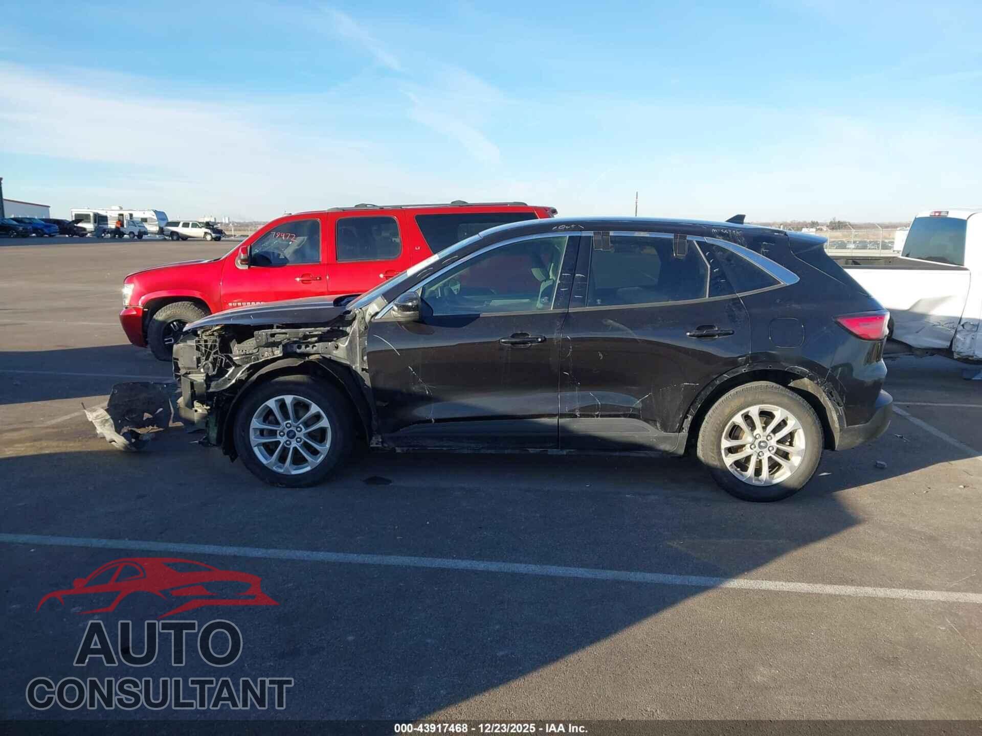 FORD ESCAPE 2020 - 1FMCU0G62LUA86058