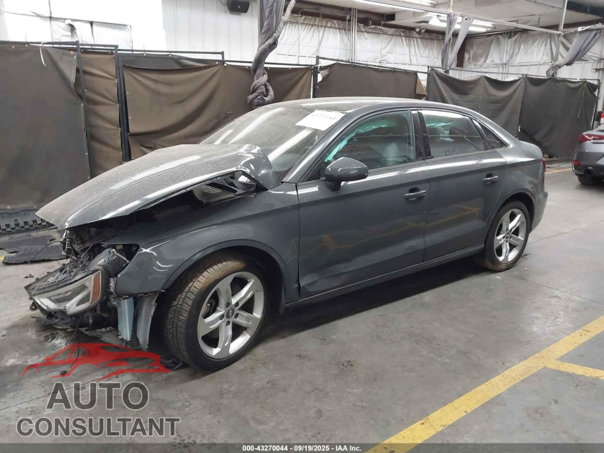 AUDI A3 2017 - WAUB8GFF0H1031757