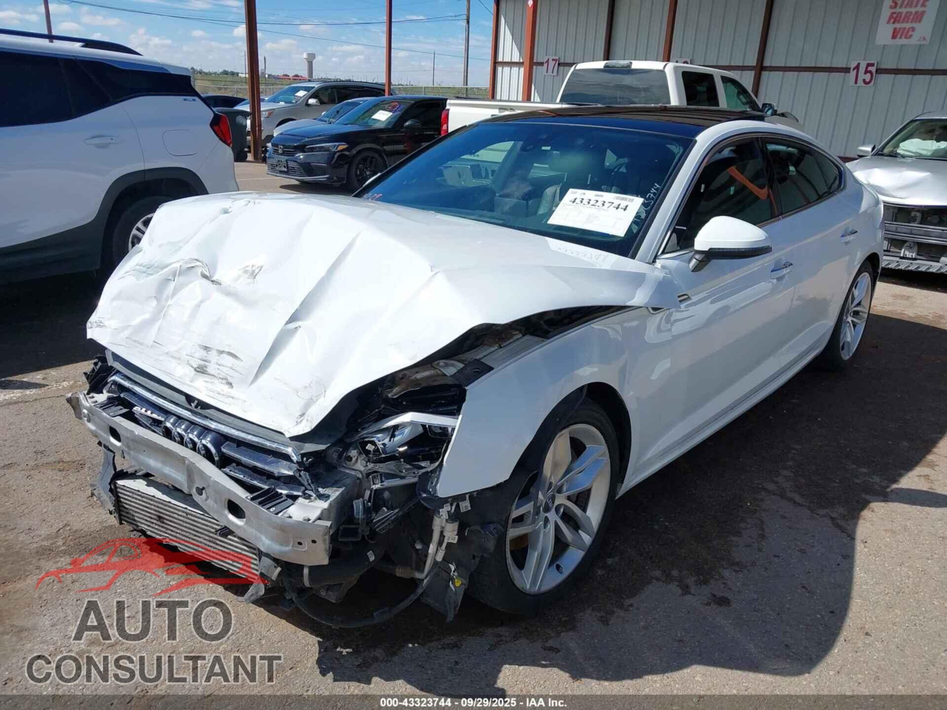AUDI A5 2019 - WAUANCF57KA055369