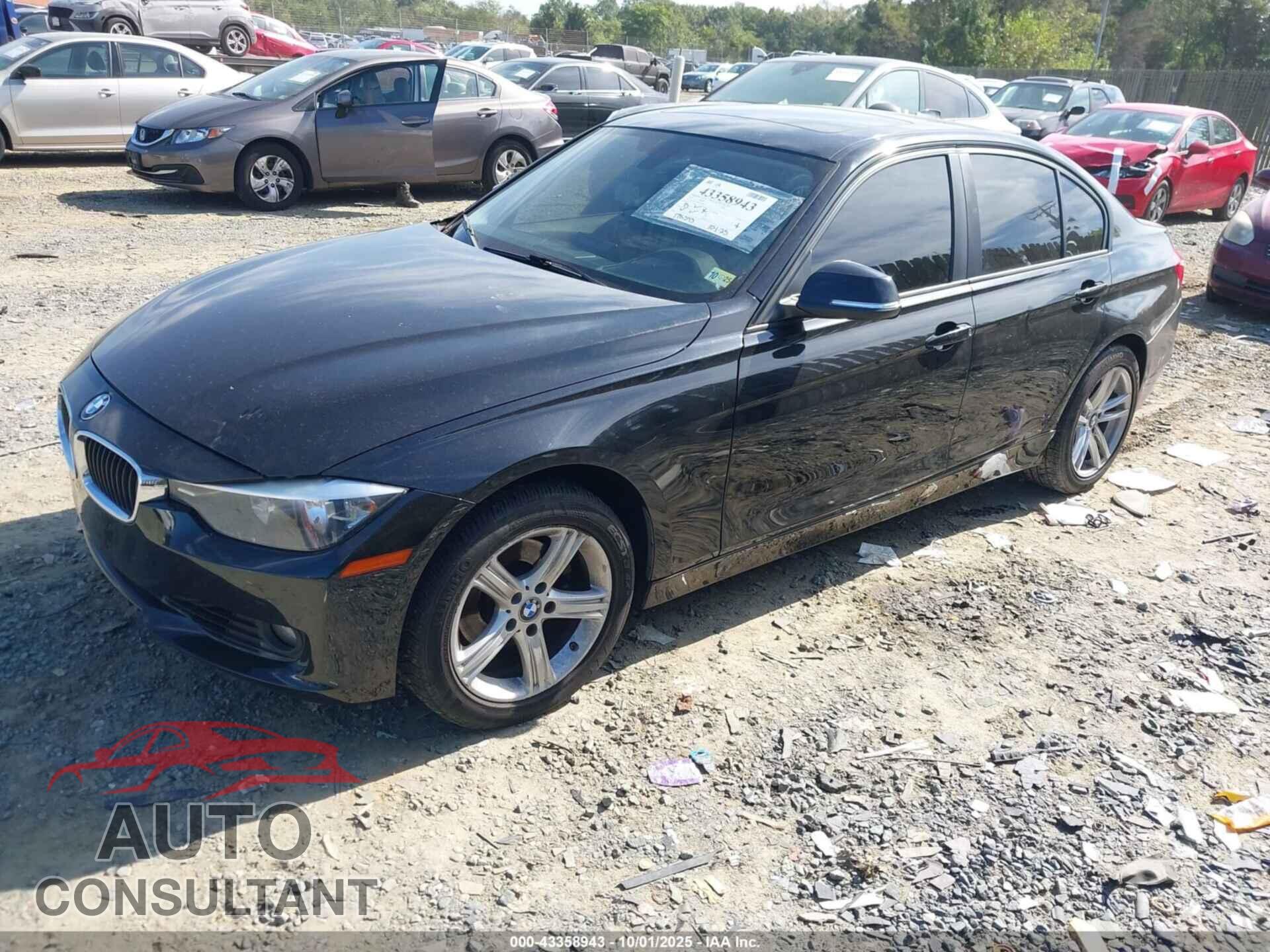 BMW 328I 2013 - WBA3B3C59DF531486