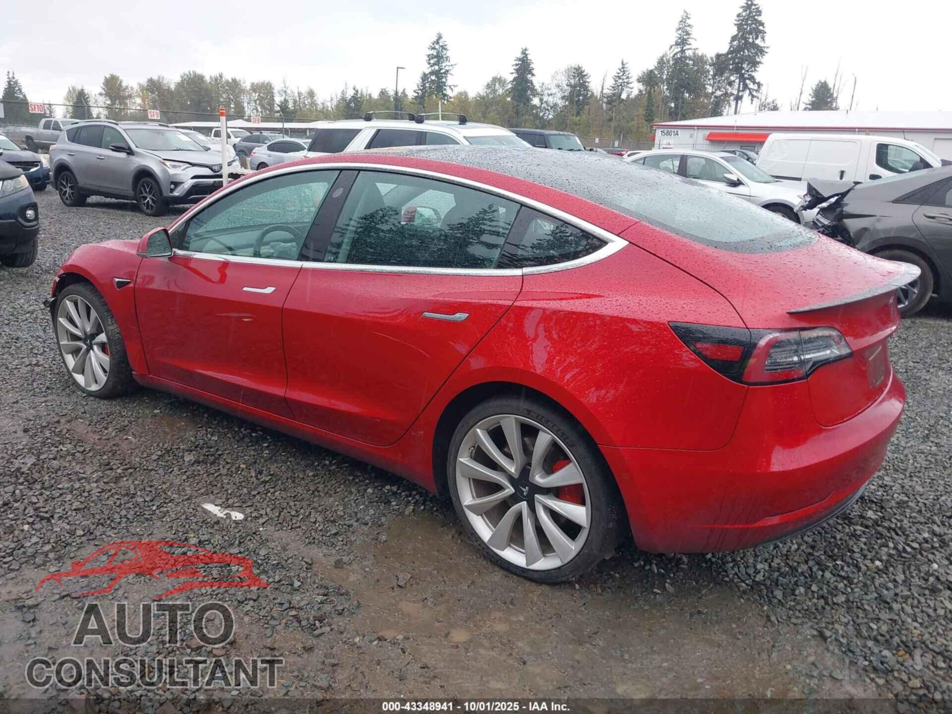 TESLA MODEL 3 2018 - 5YJ3E1EBXJF075452