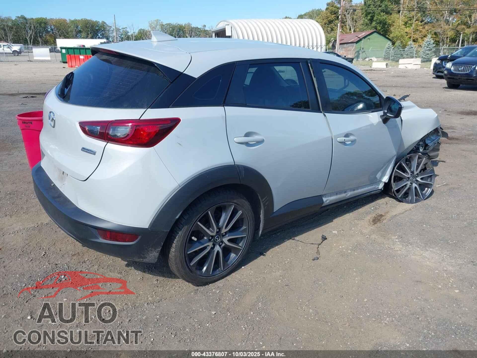 MAZDA CX-3 2018 - JM1DKFC71J0320971