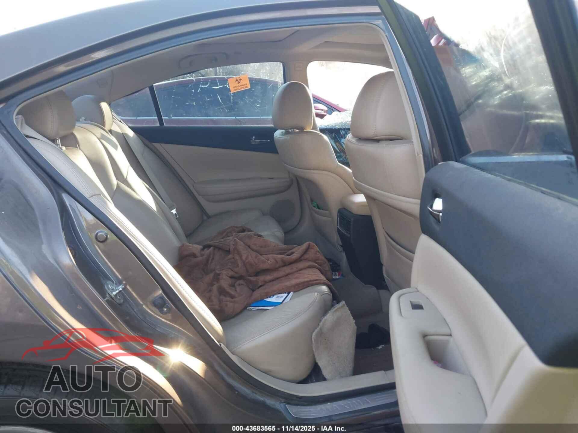 NISSAN MAXIMA 2012 - 1N4AA5AP7CC831918