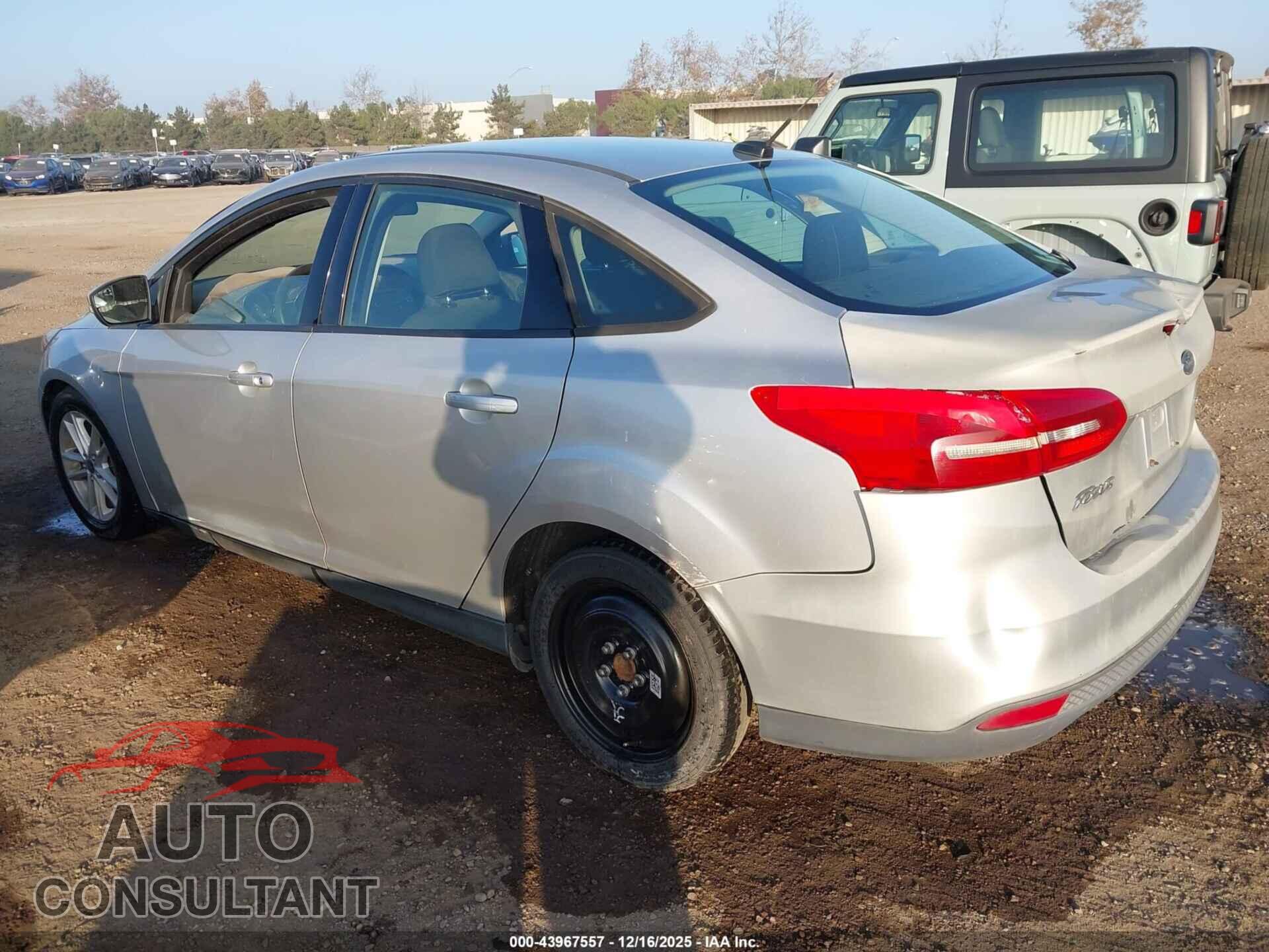 FORD FOCUS 2016 - 1FADP3F26GL255791