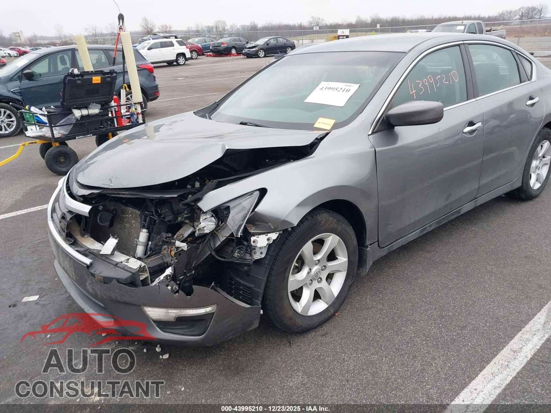 NISSAN ALTIMA 2015 - 1N4AL3AP1FC429444