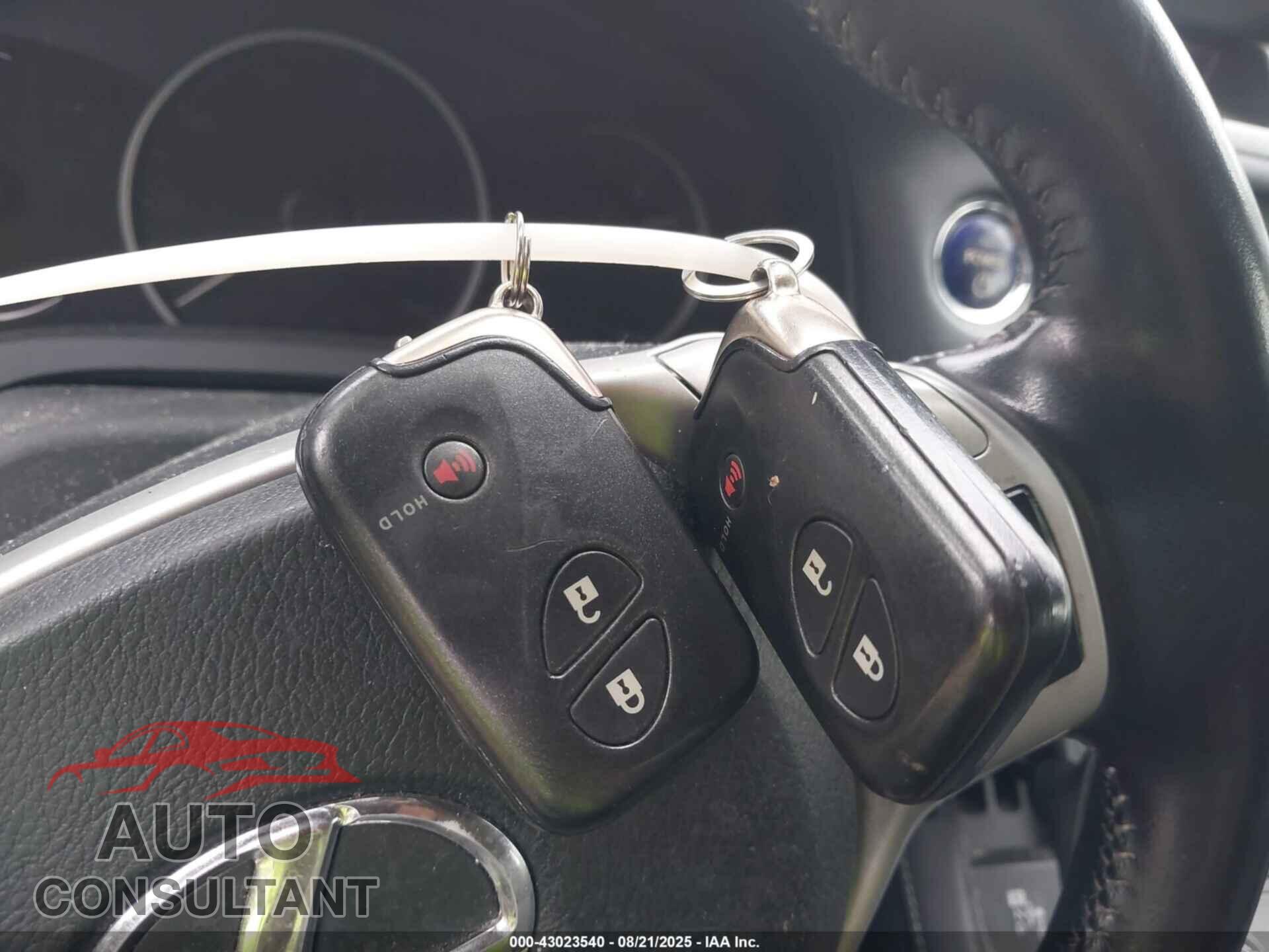LEXUS CT 200H 2012 - JTHKD5BH5C2090623