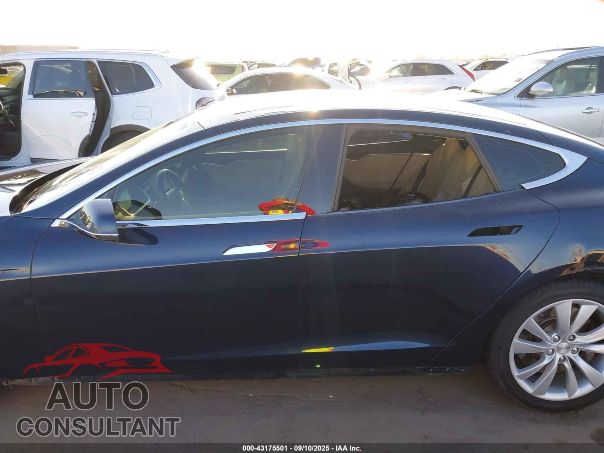 TESLA MODEL S 2013 - 5YJSA1AG3DFP04871