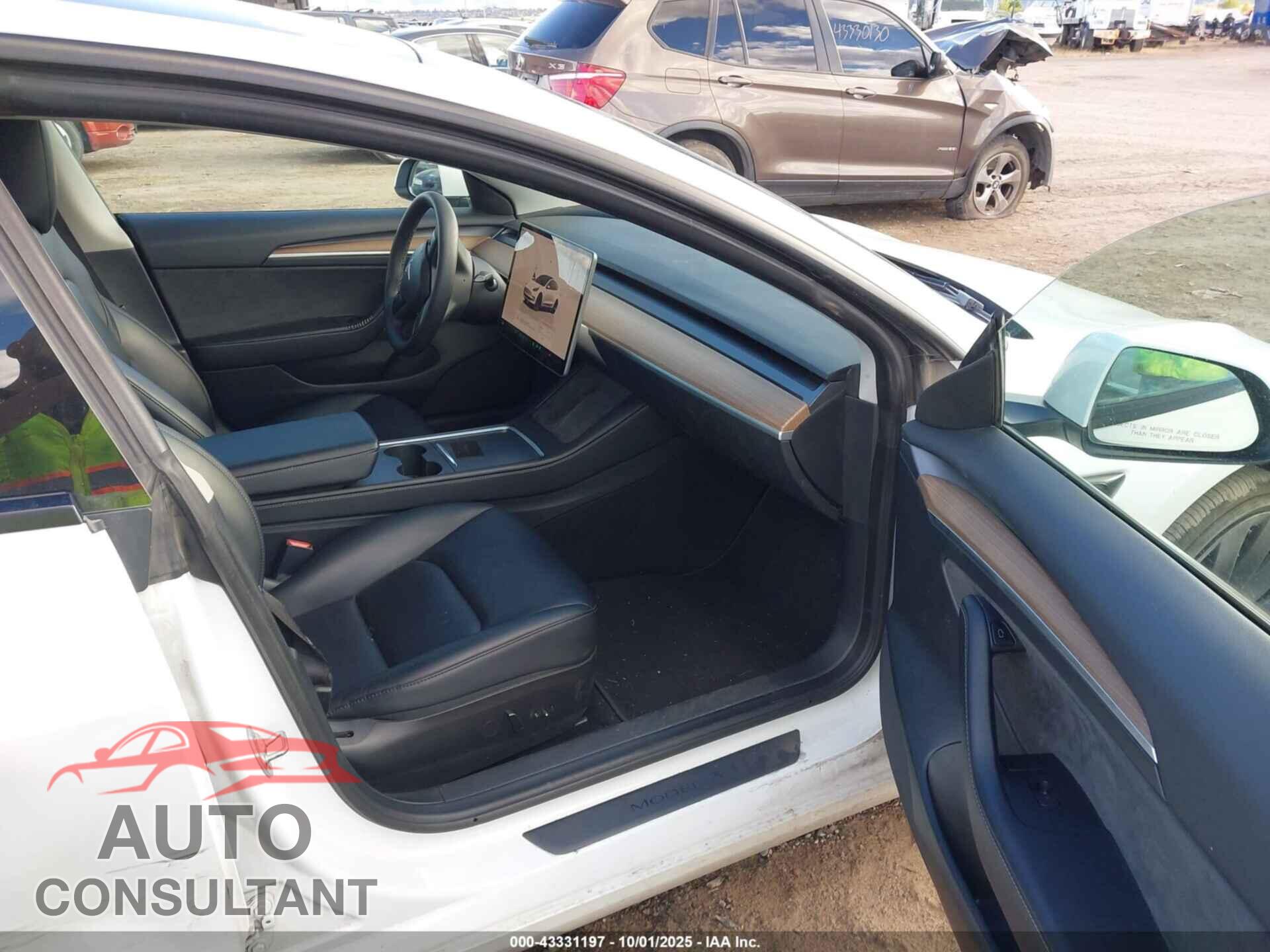 TESLA MODEL 3 2023 - 5YJ3E1EC1PF560645