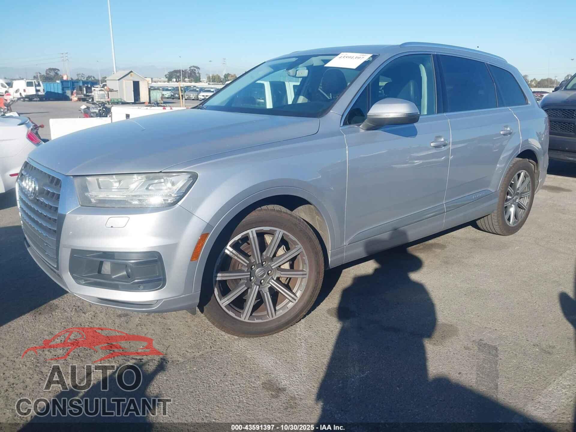 AUDI Q7 2017 - WA1VAAF75HD003763