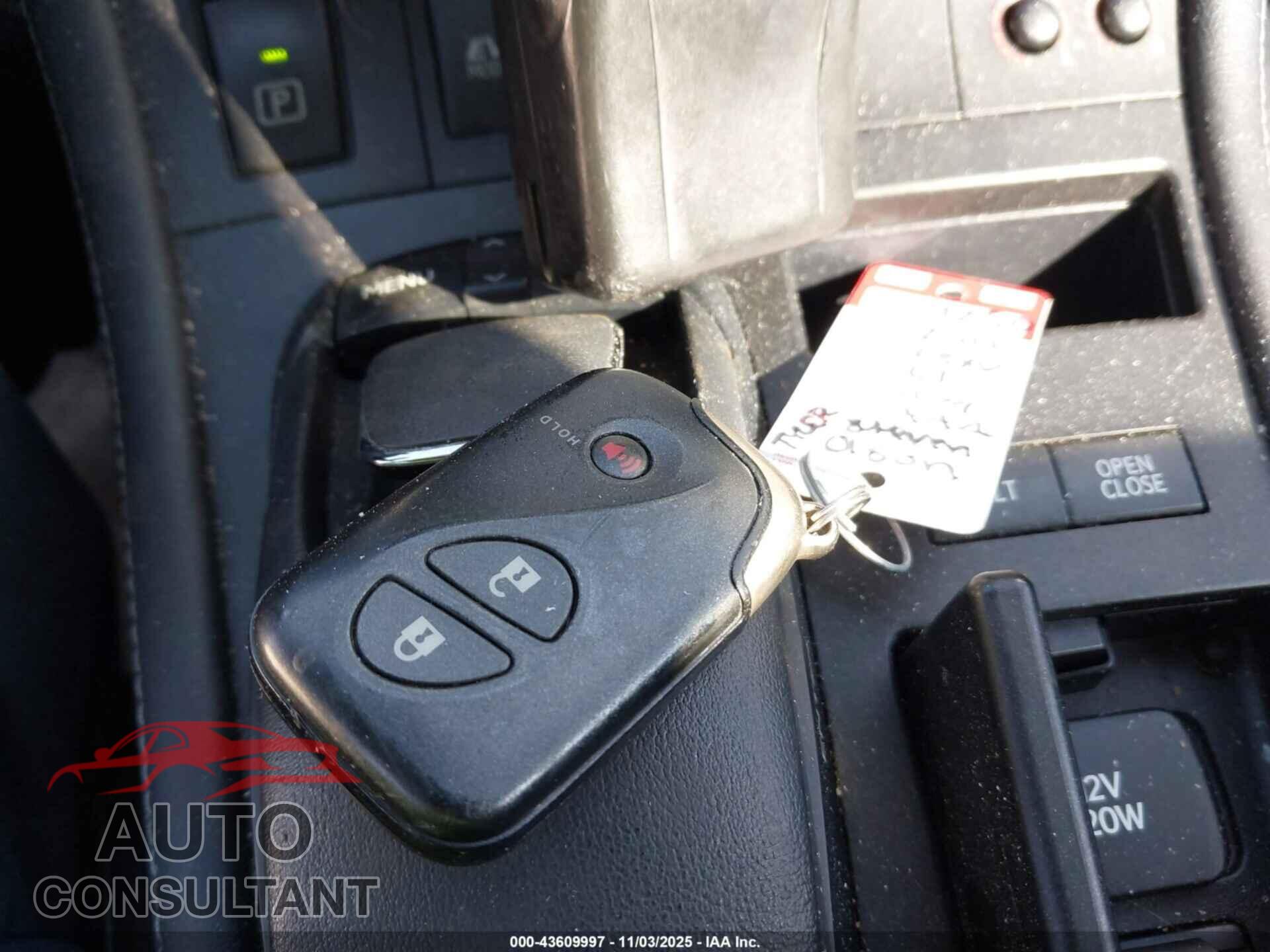 LEXUS CT 200H 2011 - JTHKD5BH6B2021910