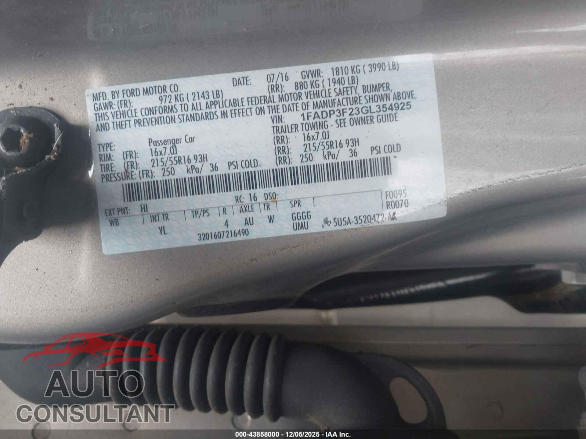 FORD FOCUS 2016 - 1FADP3F23GL354925