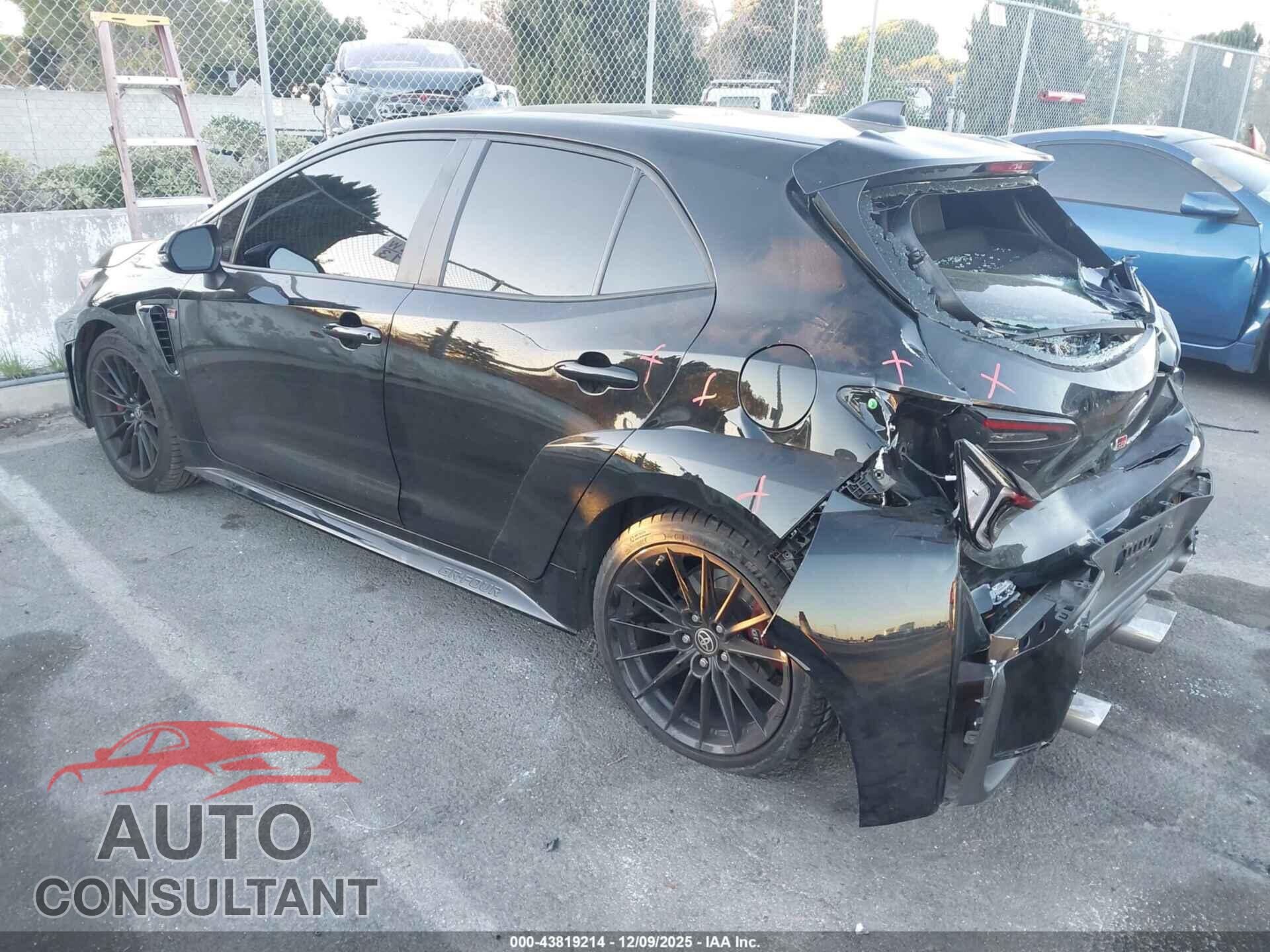 TOYOTA GR COROLLA 2025 - JTNABAAE8SA018043