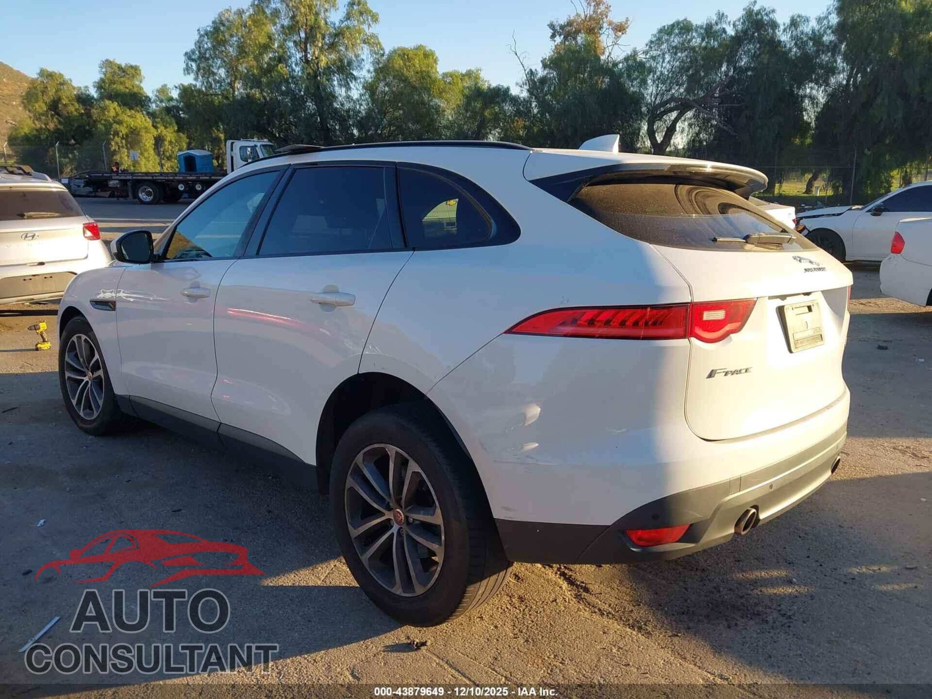 JAGUAR F-PACE 2017 - SADCJ2BVXHA088693