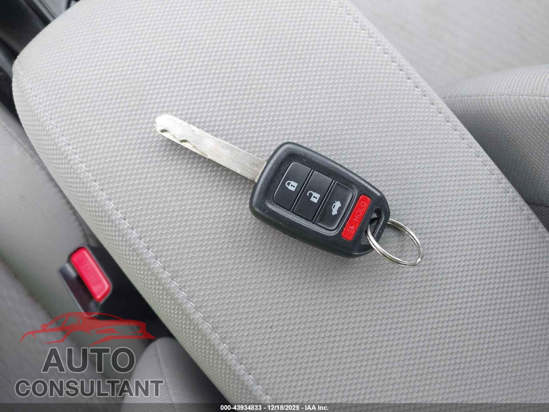 HONDA CIVIC 2015 - 19XFB2F55FE030937