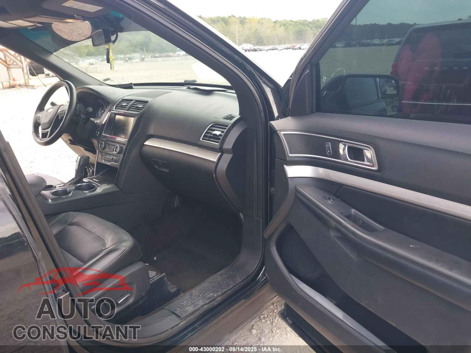 FORD EXPLORER 2016 - 1FM5K7D81GGB25997