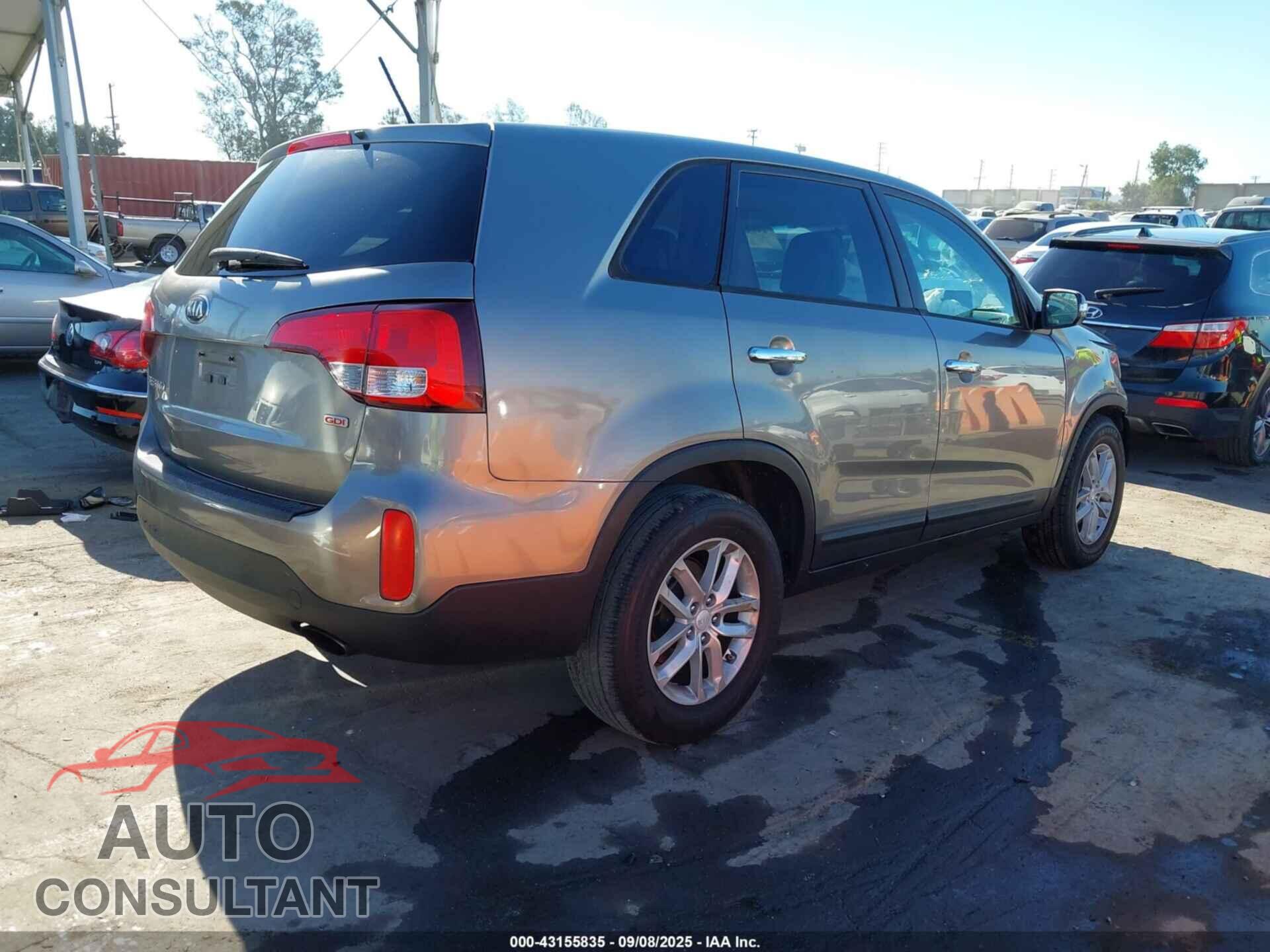 KIA SORENTO 2014 - 5XYKT4A66EG426920