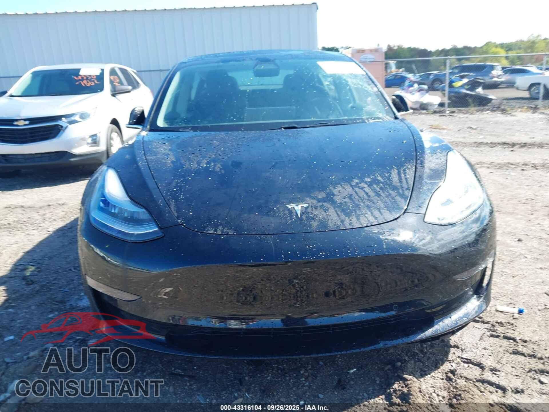 TESLA MODEL 3 2018 - 5YJ3E1EB9JF069190