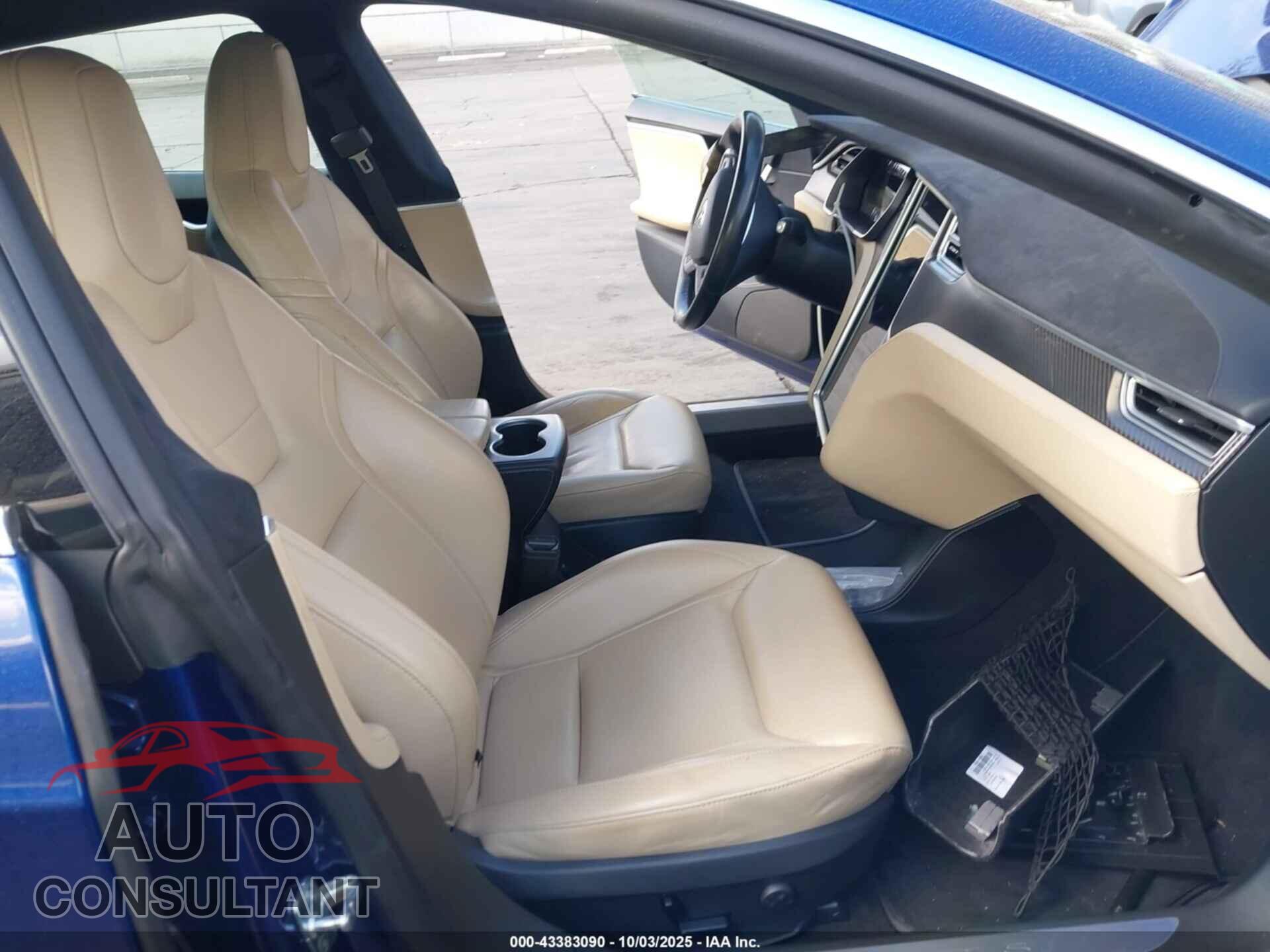 TESLA MODEL S 2015 - 5YJSA1E11FF119084