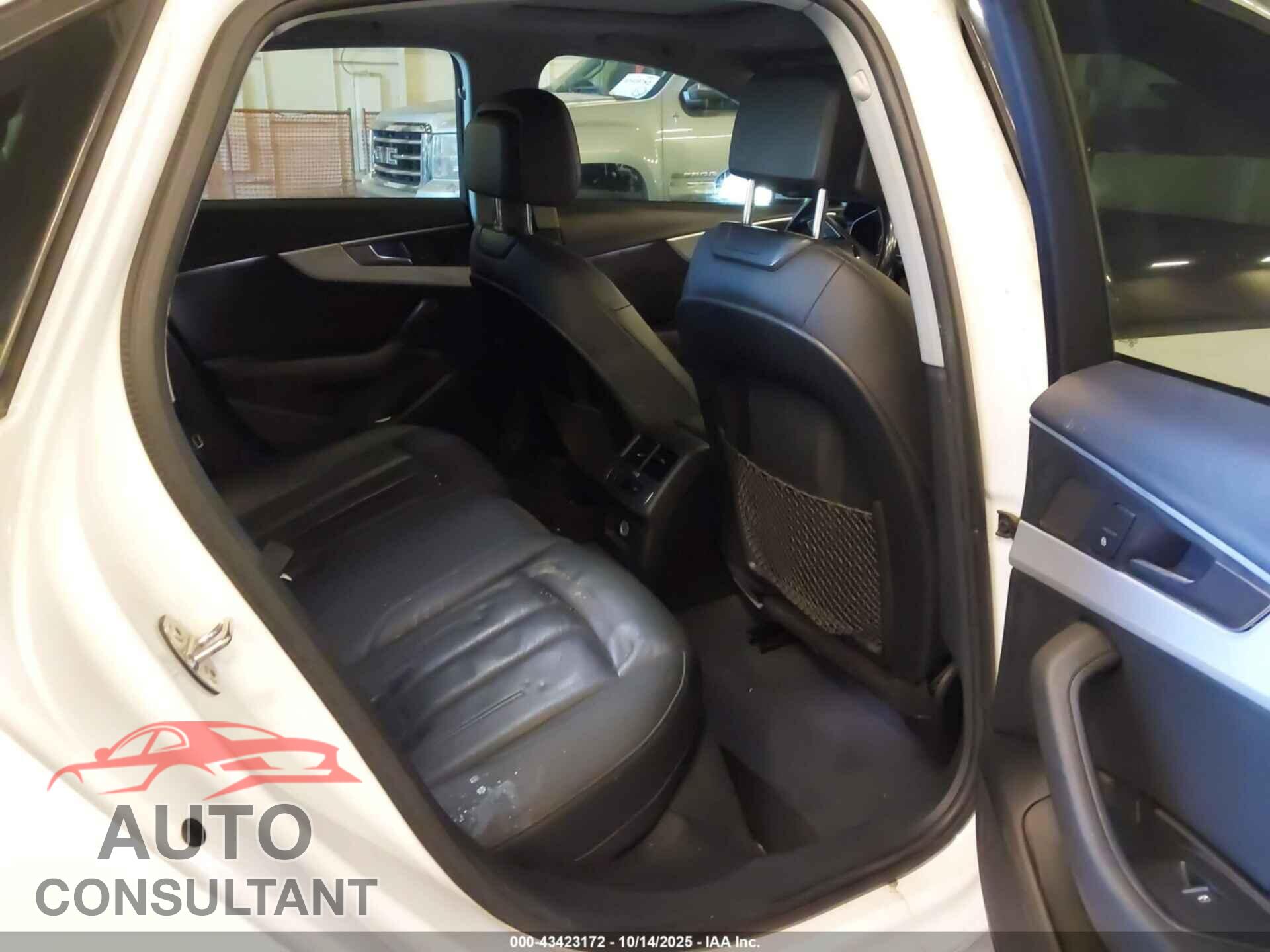 AUDI A4 2017 - WAUGNAF42HN057585