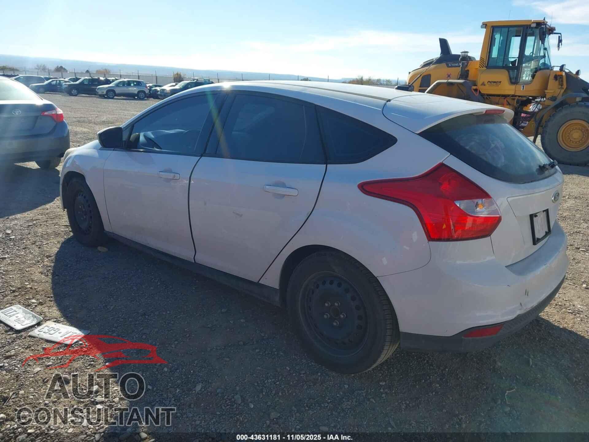 FORD FOCUS 2012 - 1FAHP3K26CL111868