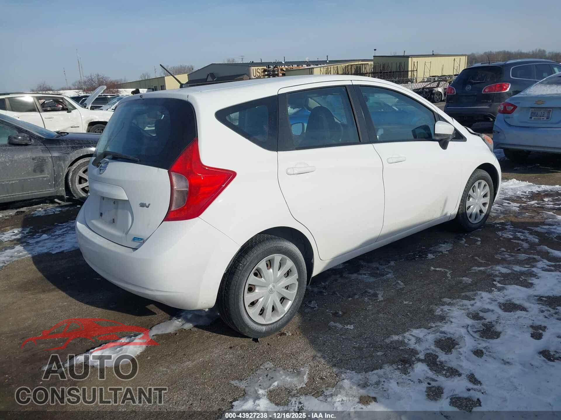 NISSAN VERSA NOTE 2015 - 3N1CE2CP2FL395008