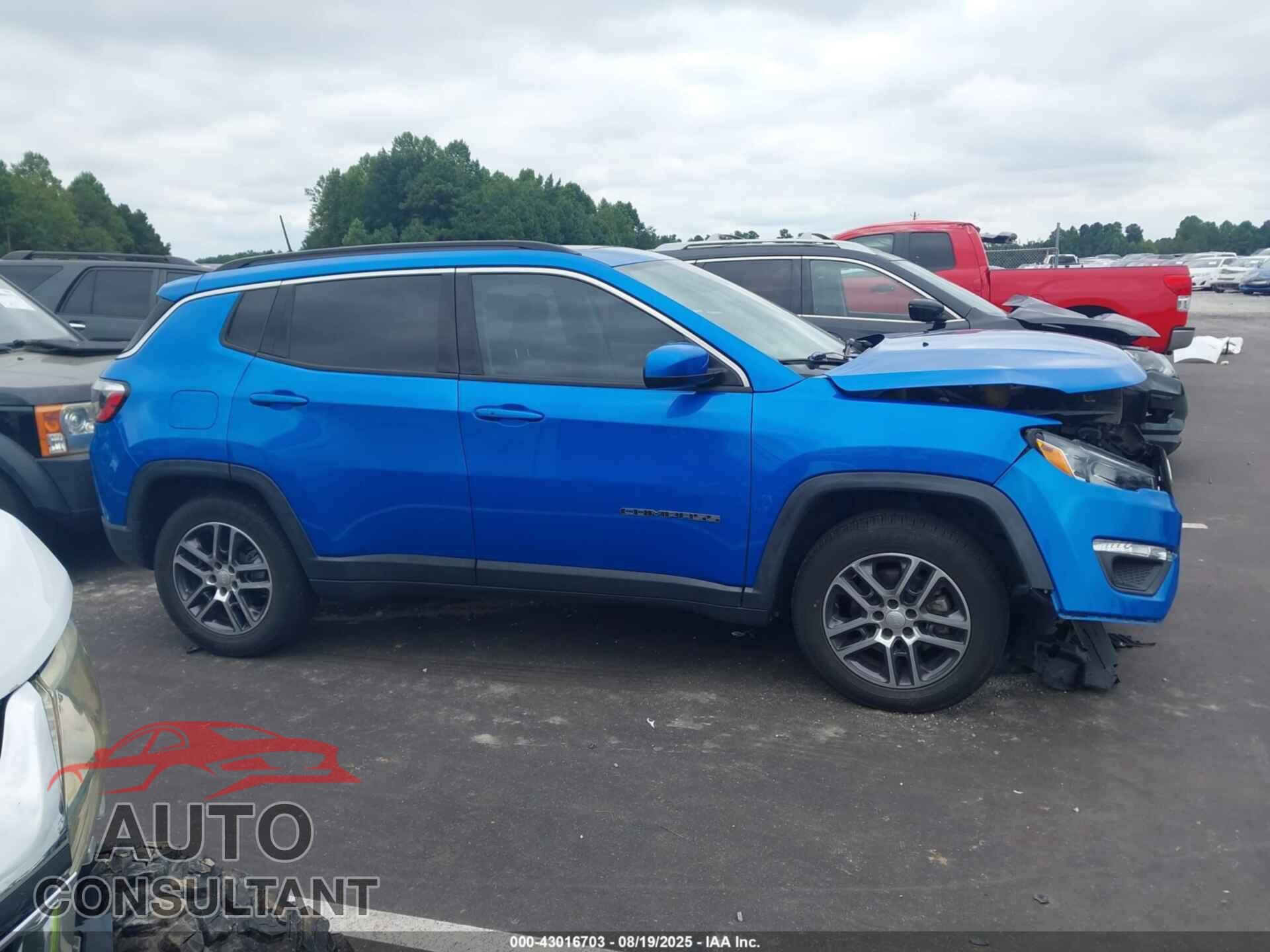 JEEP COMPASS 2018 - 3C4NJCBB3JT468411