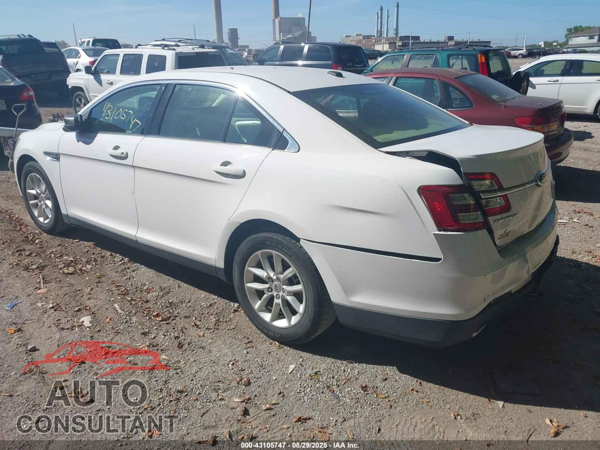 FORD TAURUS 2013 - 1FAHP2D8XDG192508