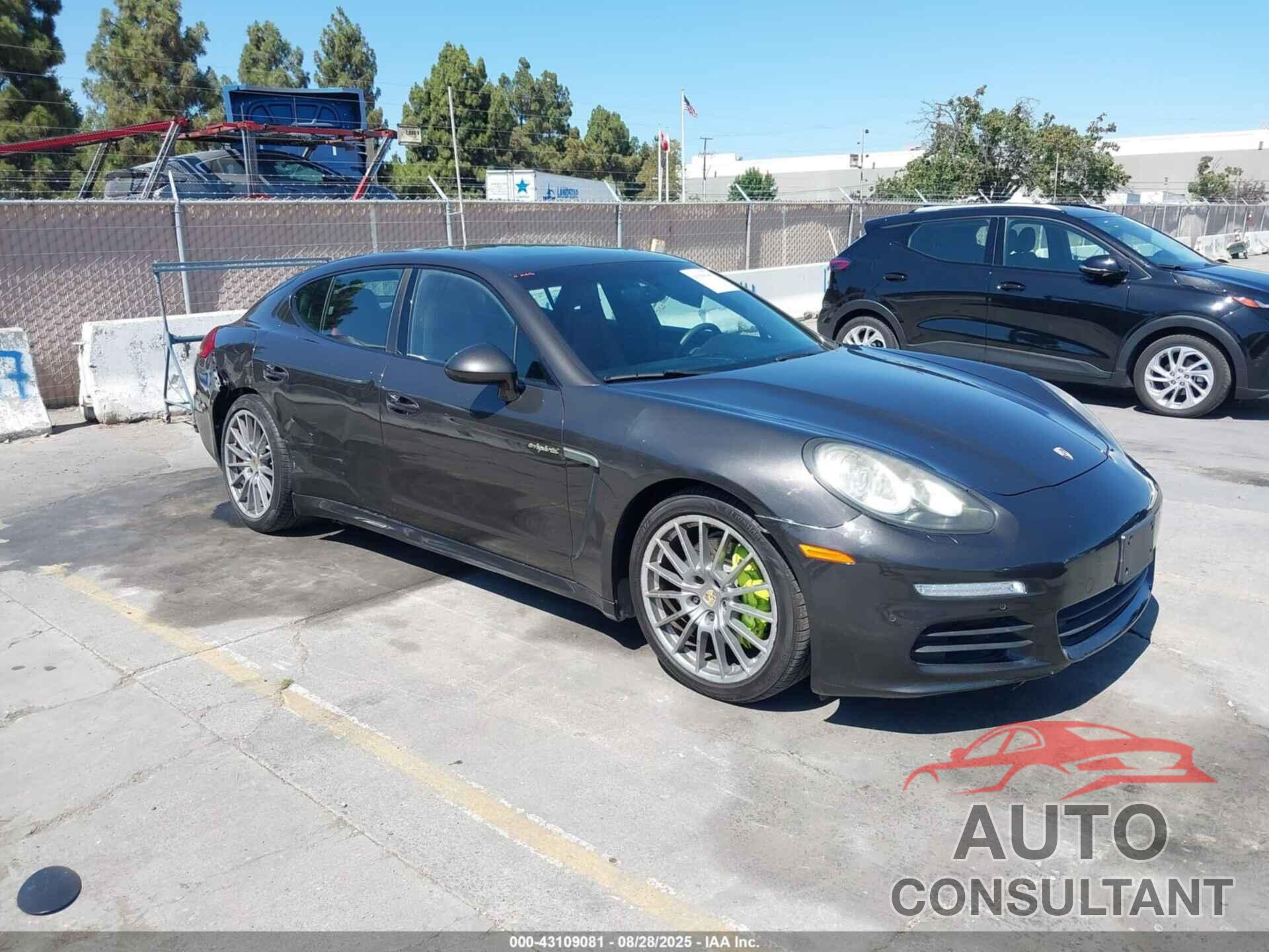 PORSCHE PANAMERA E-HYBRID 2015 - WP0AD2A77FL041409