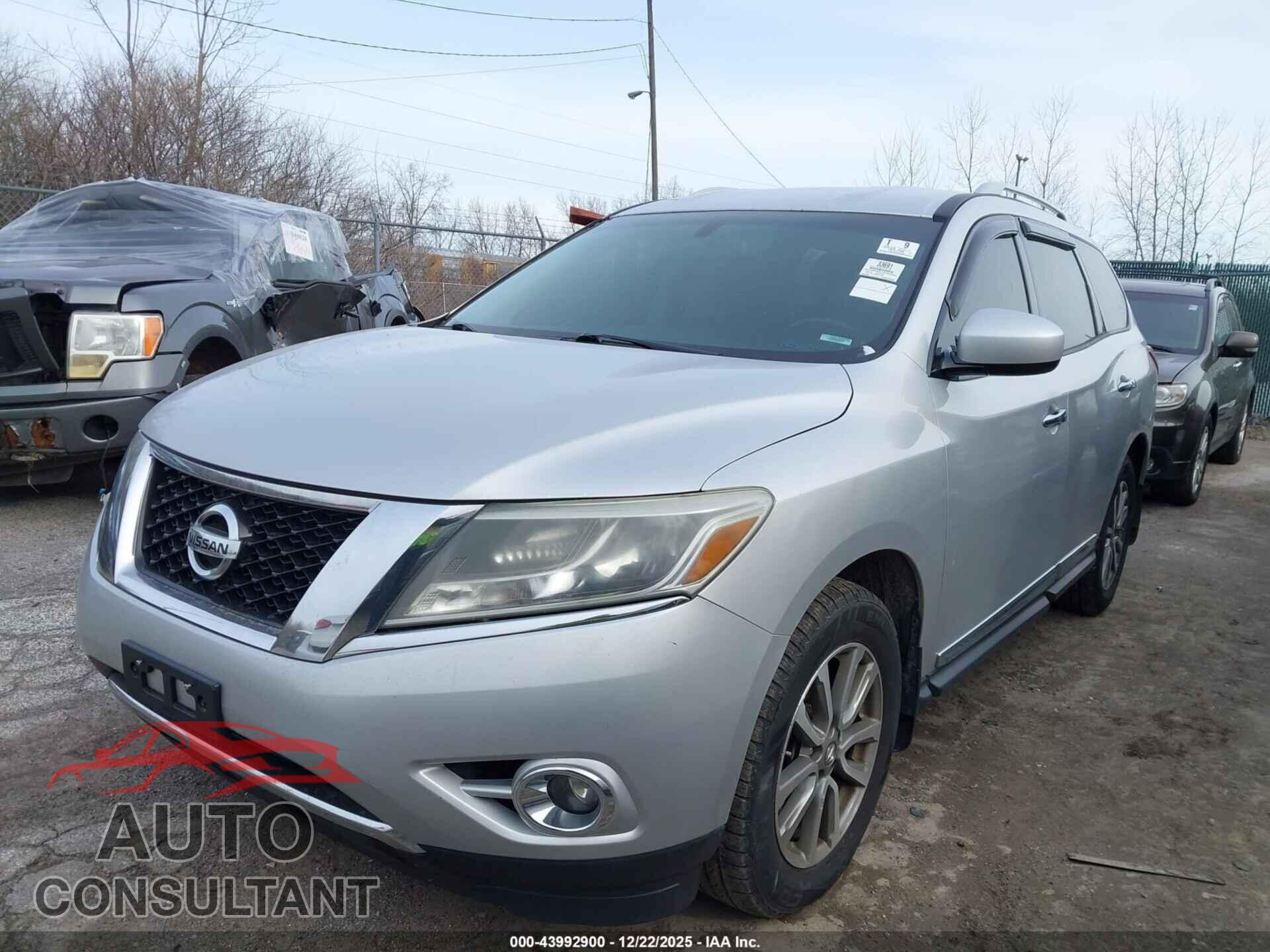 NISSAN PATHFINDER 2014 - 5N1AR2MM1EC683900