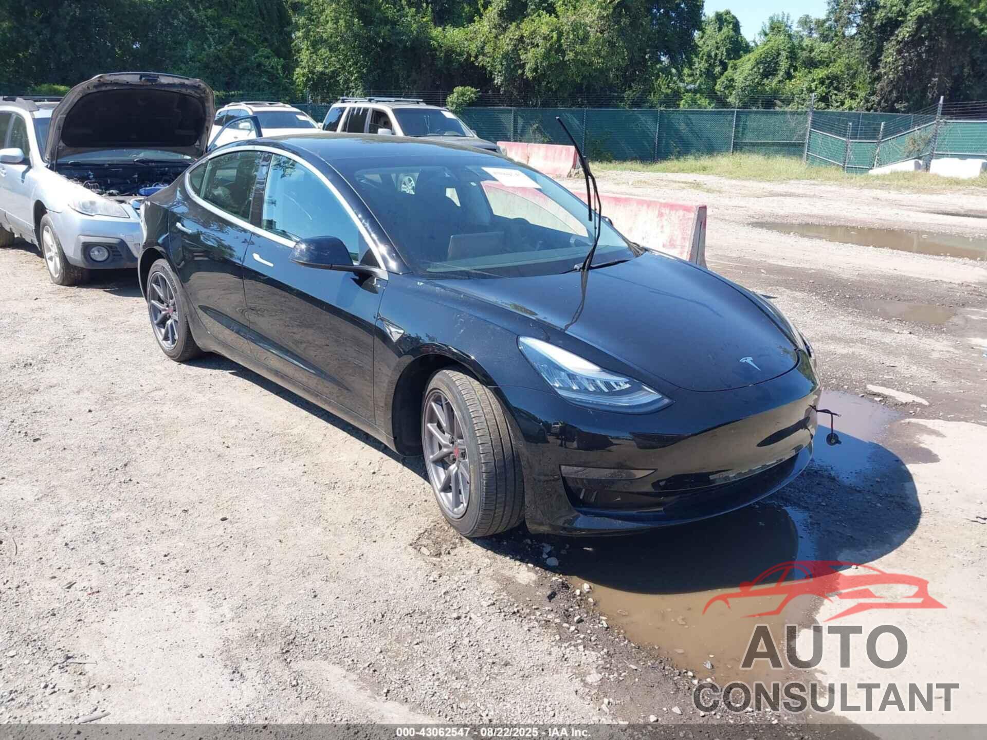 TESLA MODEL 3 2020 - 5YJ3E1EA0LF611268