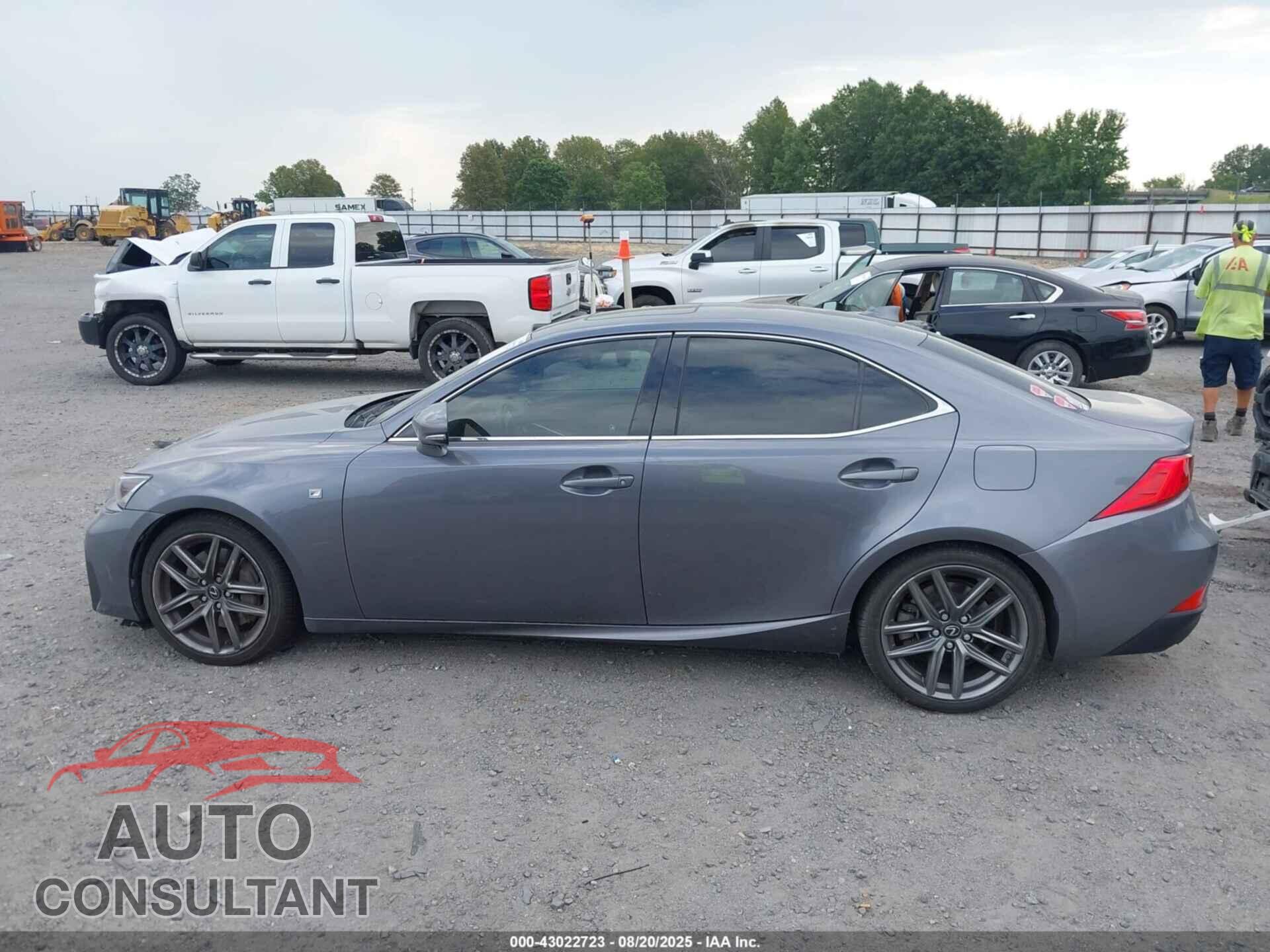 LEXUS IS 300 2018 - JTHBA1D22J5064499