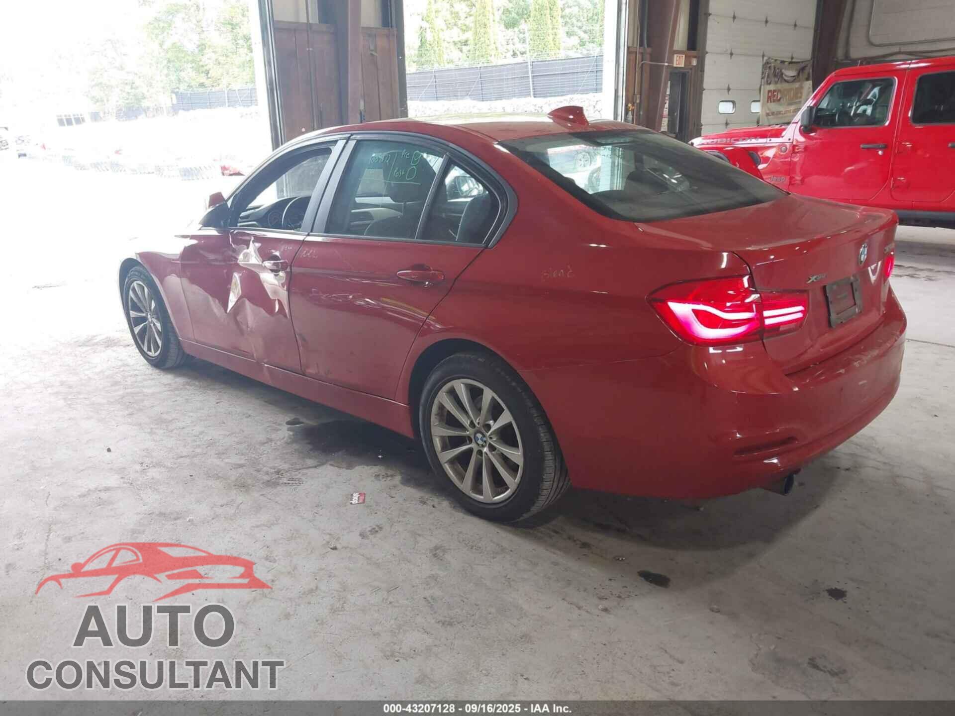 BMW 320I 2016 - WBA8E5G54GNU21426