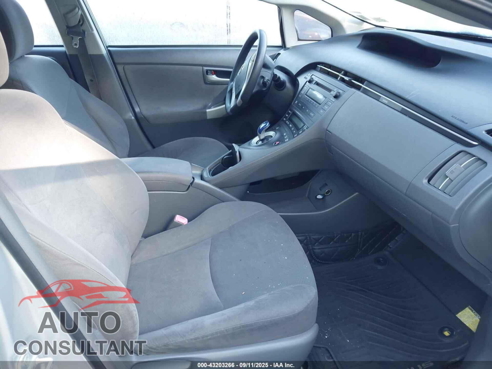 TOYOTA PRIUS 2011 - JTDKN3DU8B5332721