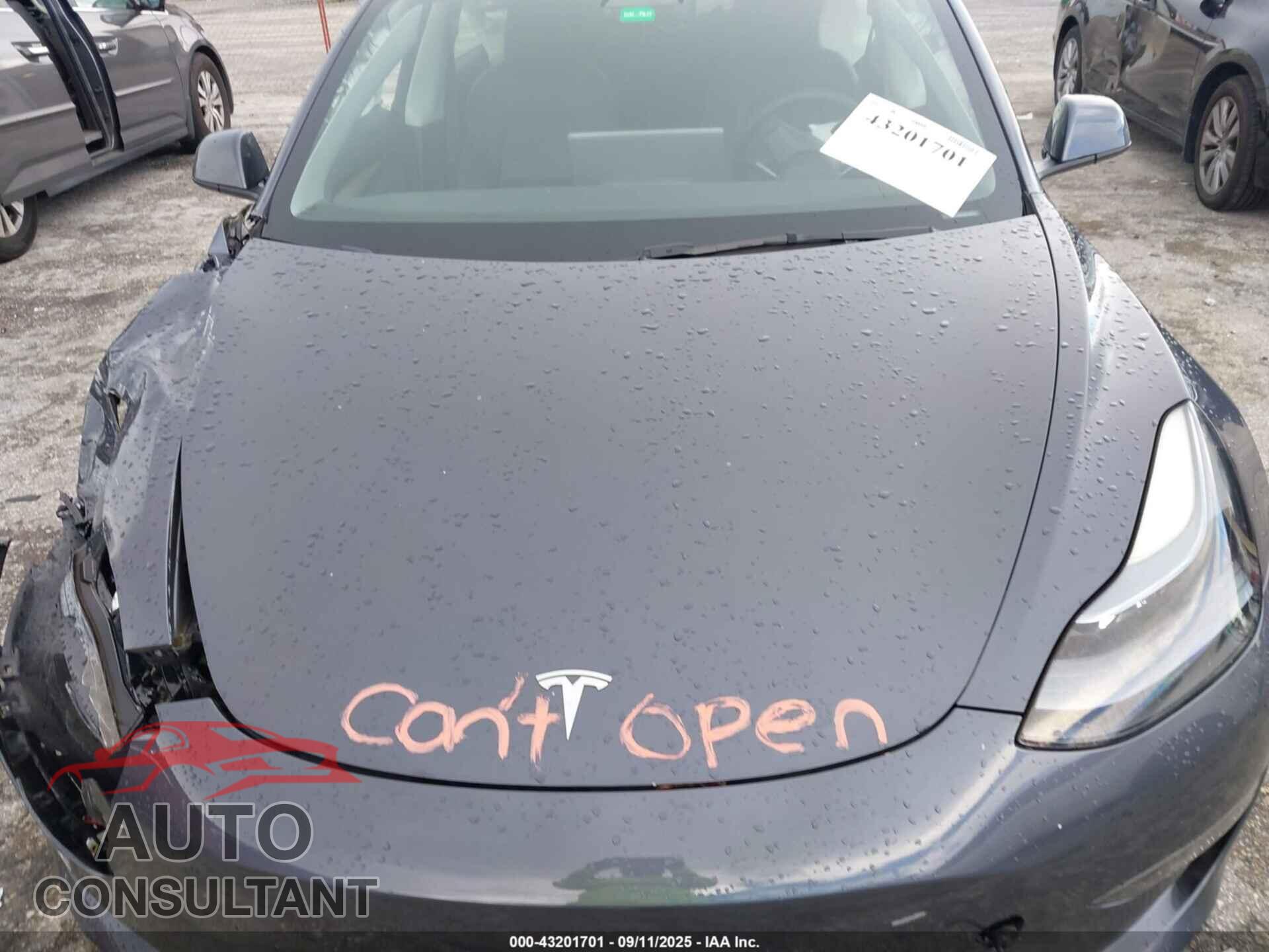 TESLA MODEL 3 2023 - 5YJ3E1EA3PF705179