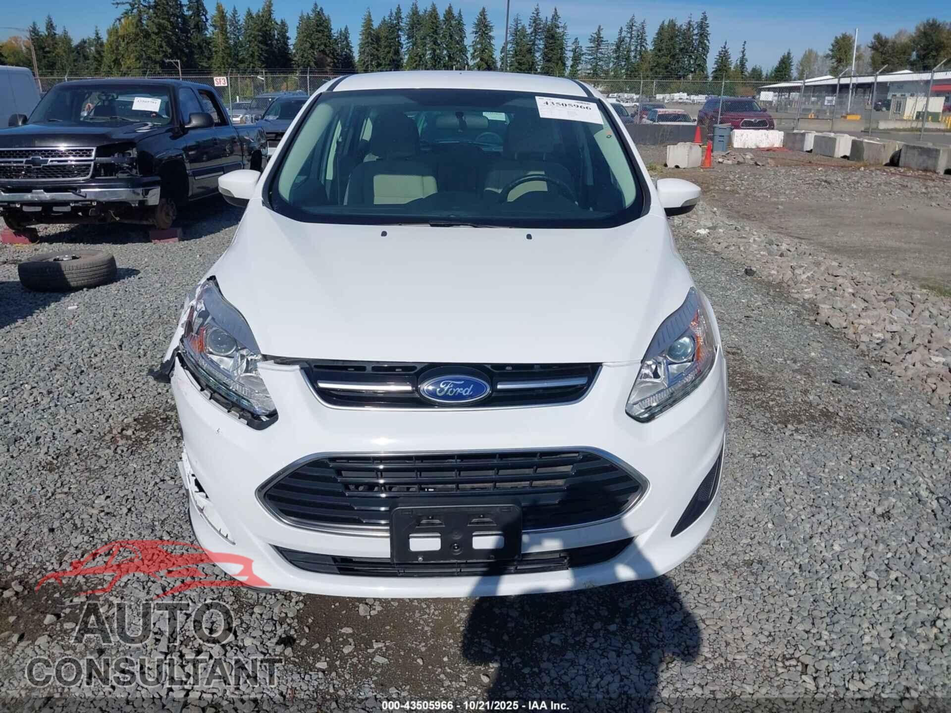 FORD C-MAX ENERGI 2017 - 1FADP5EU8HL101163