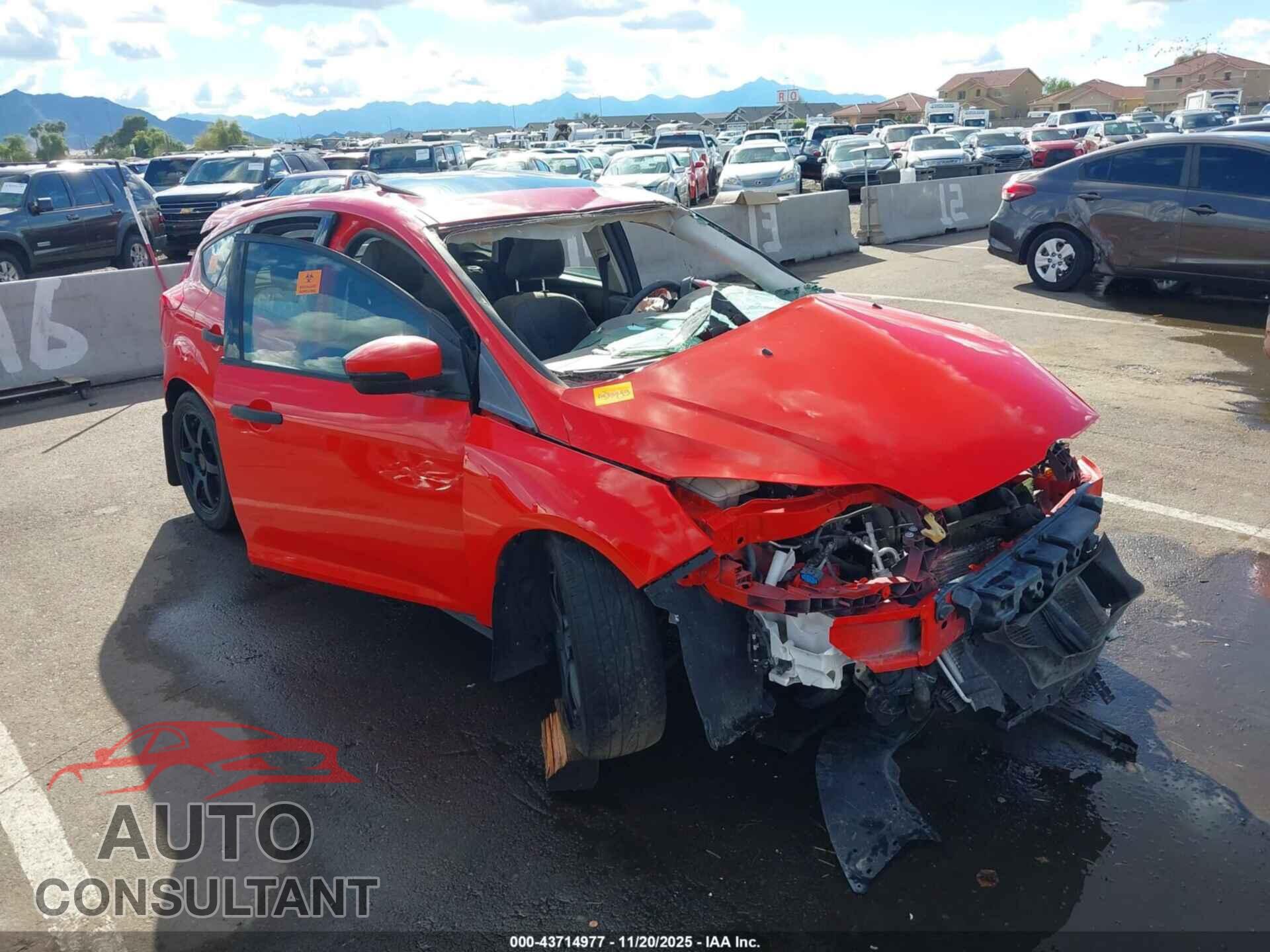 FORD FOCUS 2013 - 1FADP3K26DL279042